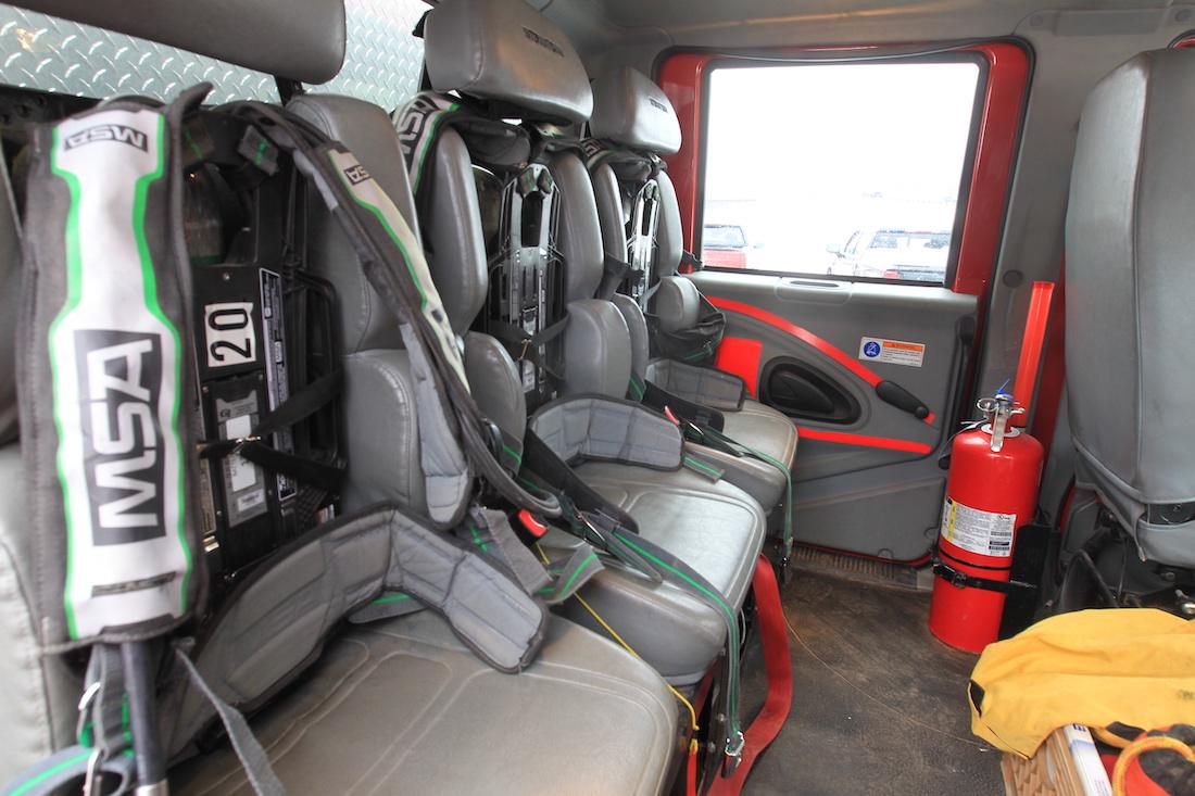2005 E-One International Heavy Rescue - image 7