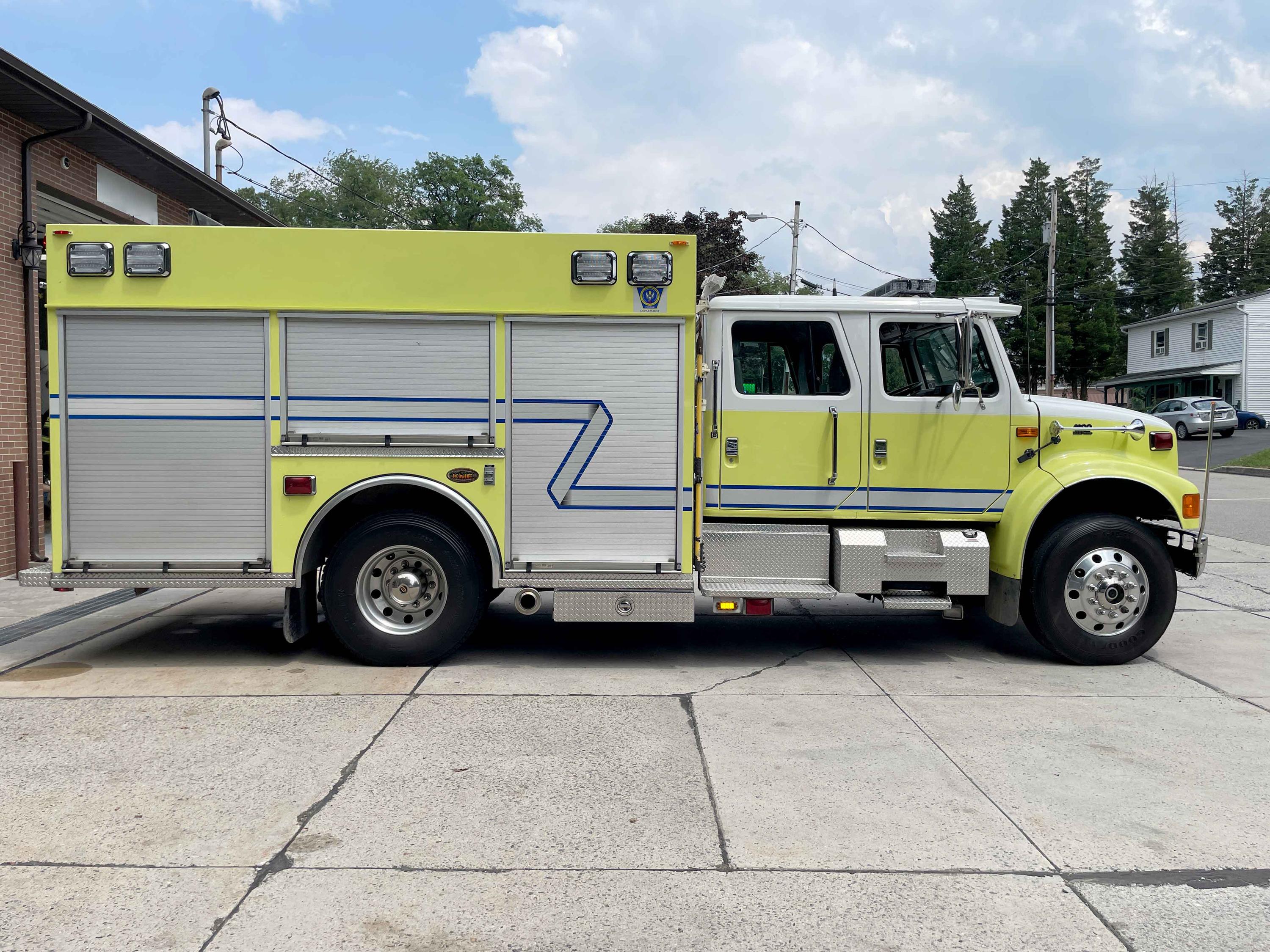 2002 KME International Pumper - image 7