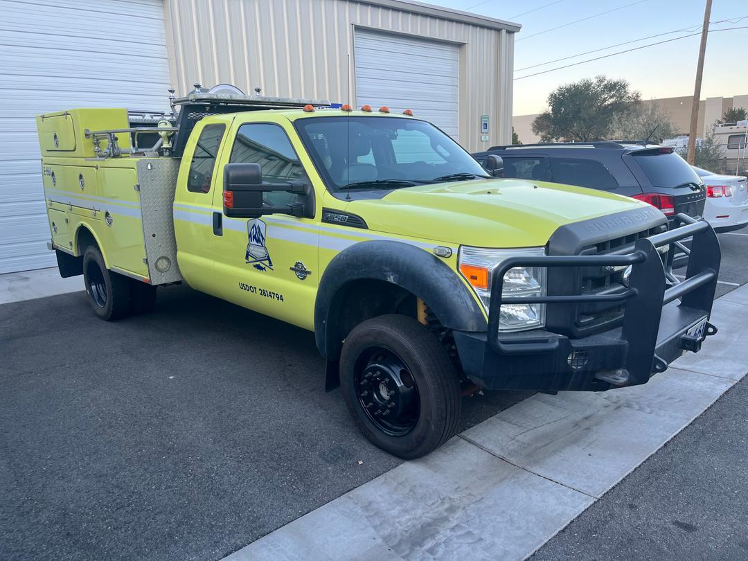 2011 Ford F550 4x4 