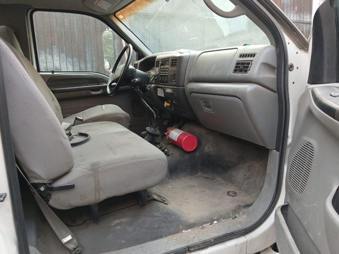 2007 Ford F750 Boom Truck - image 12