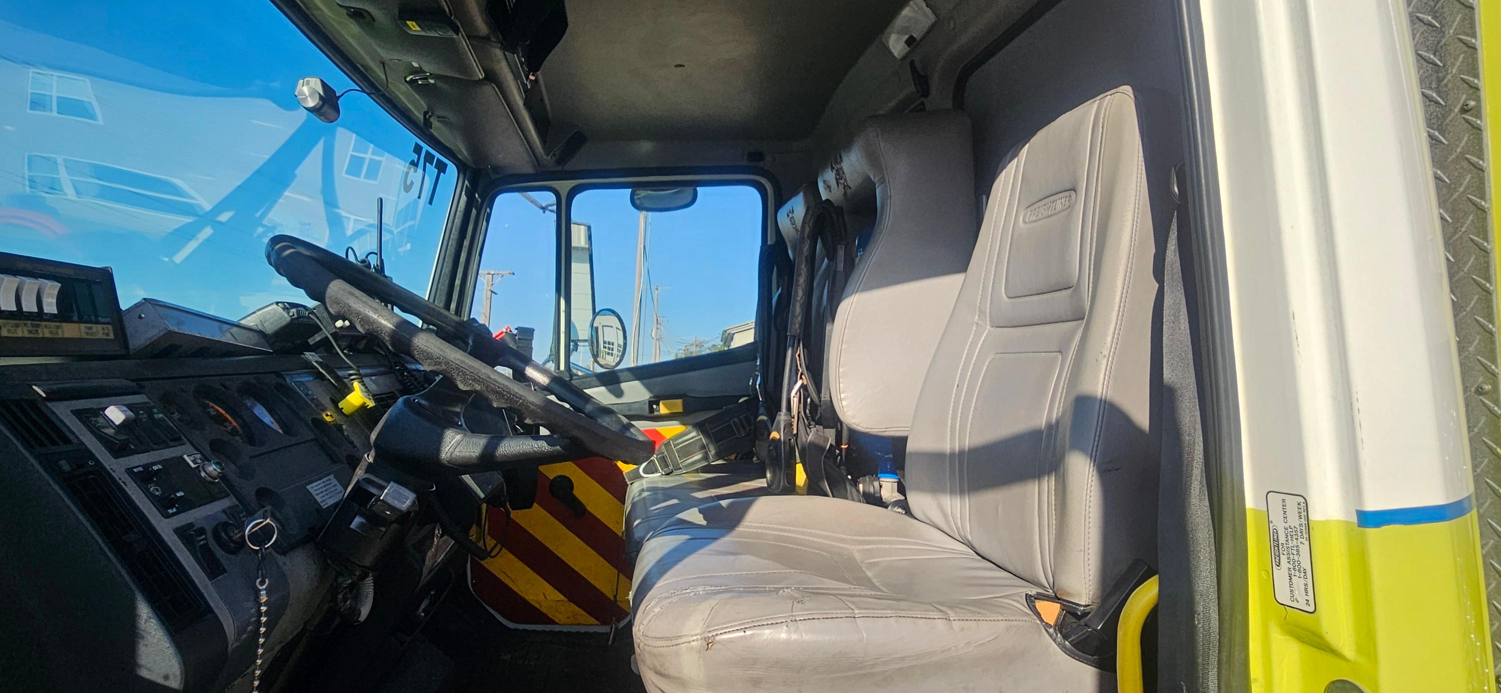 1998 Freightliner Pumper Tanker - image 10