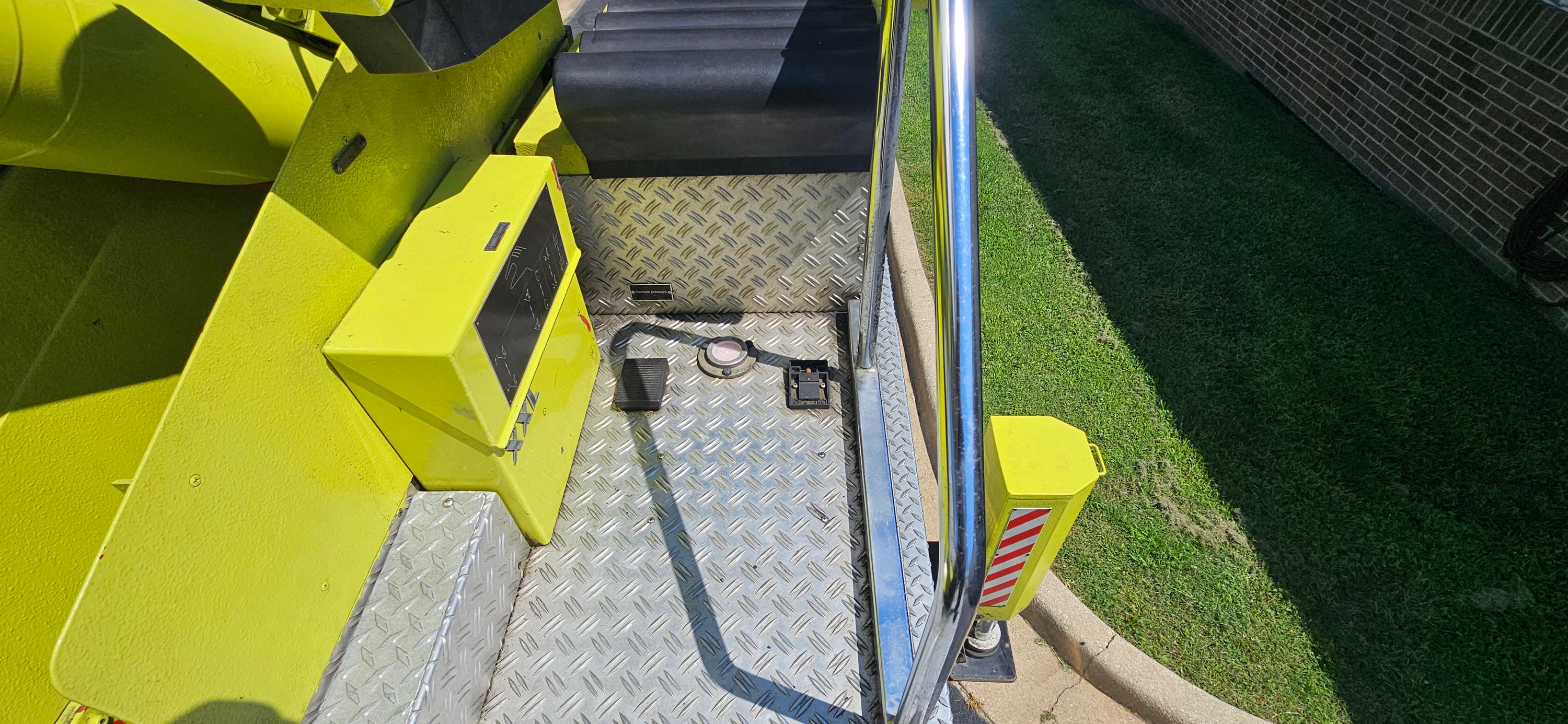 2002 Rosenbauer HME 100' Aerial - image 111
