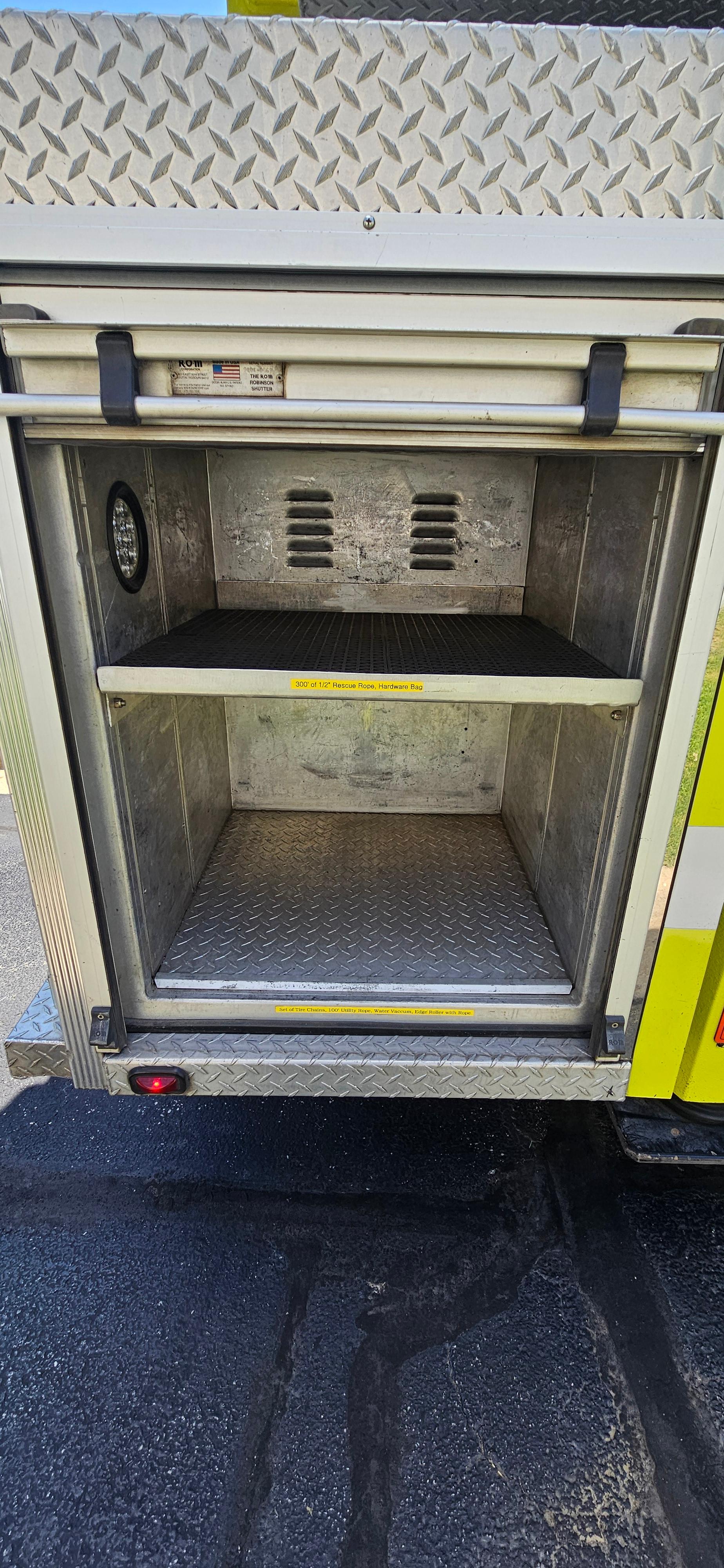 2002 Rosenbauer HME 100' Aerial - image 50