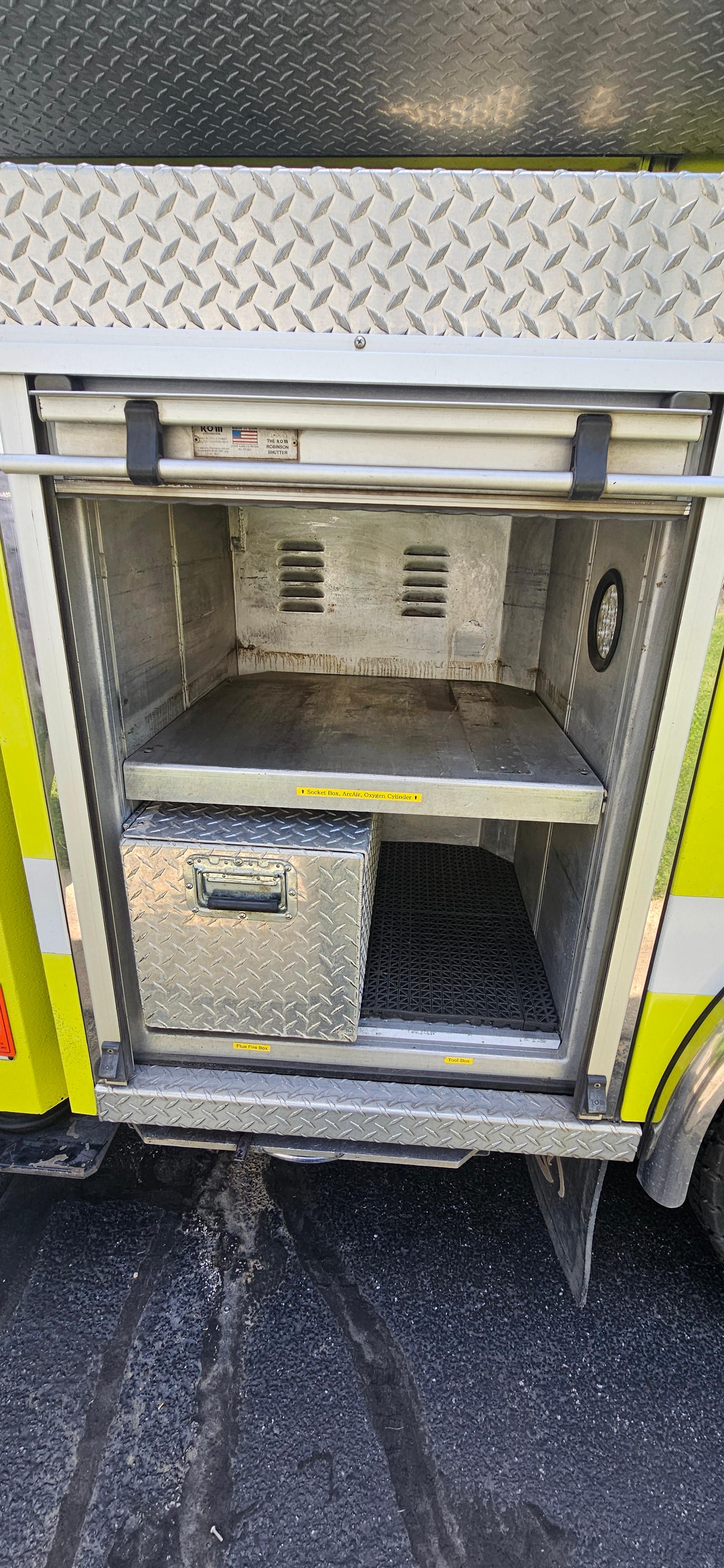 2002 Rosenbauer HME 100' Aerial - image 52