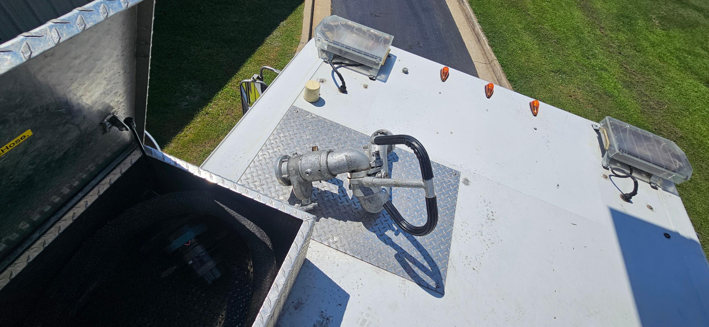 2002 Rosenbauer HME 100' Aerial - image 106
