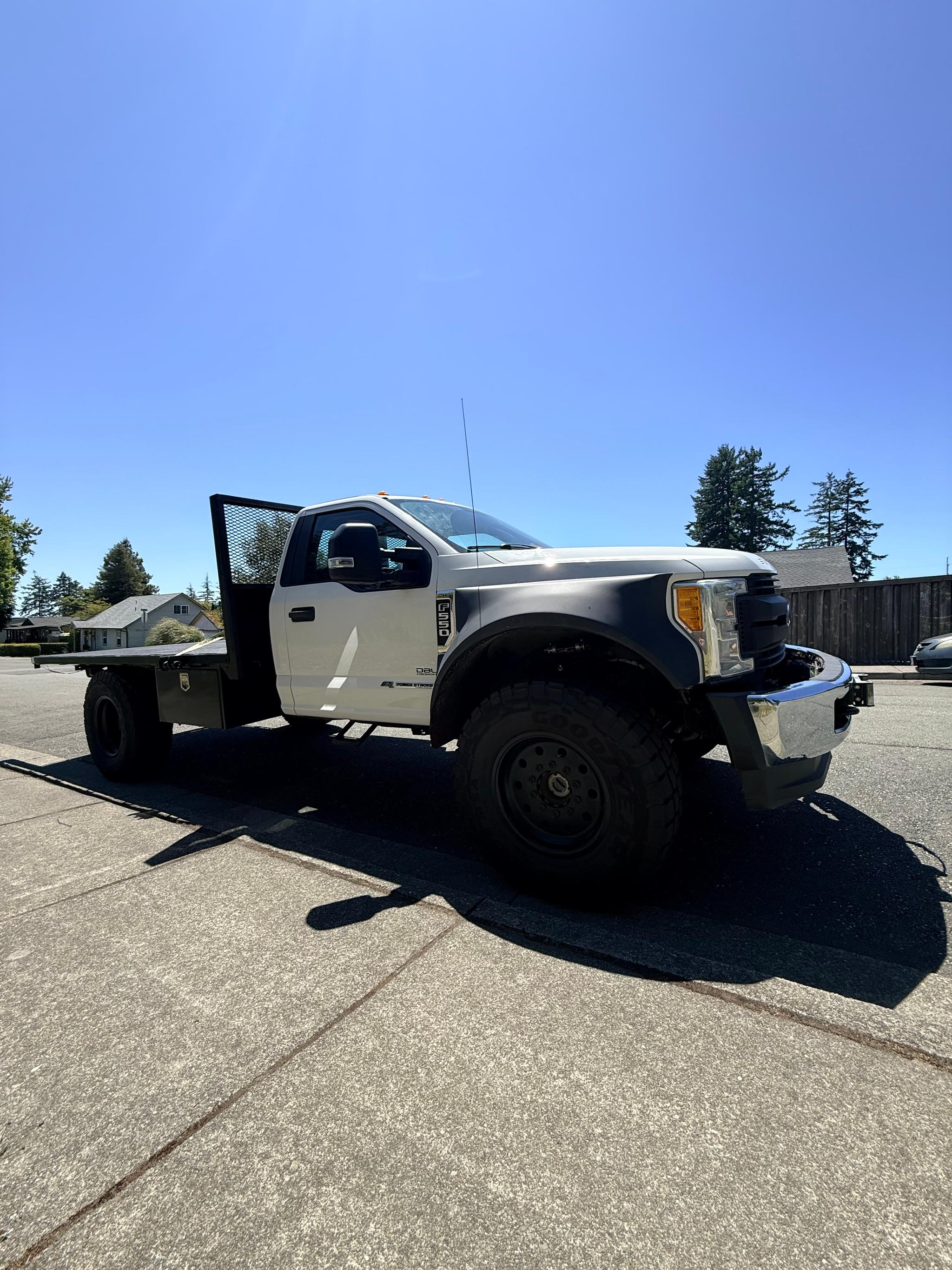 2017 Ford F550 4x4 Wildland Unit - image 1