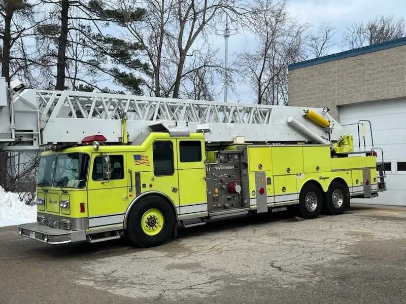1992 Seagrave 105' Aerial
