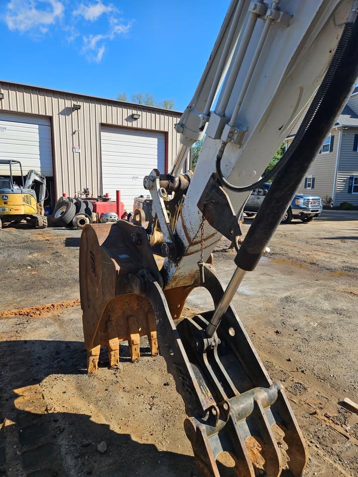 2020 Takeuchi Excavator TB2150CR - image 16