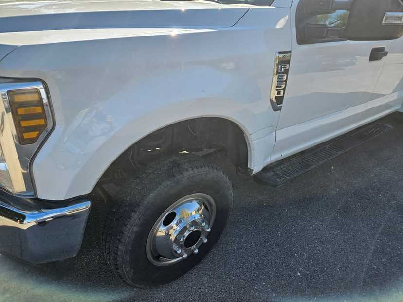 2019 Ford F350 Super Duty Pickup Truck f350 — photo 7