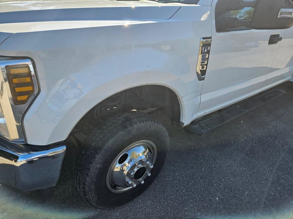 2019 Ford F350 Super Duty Pickup Truck f350 - image 7