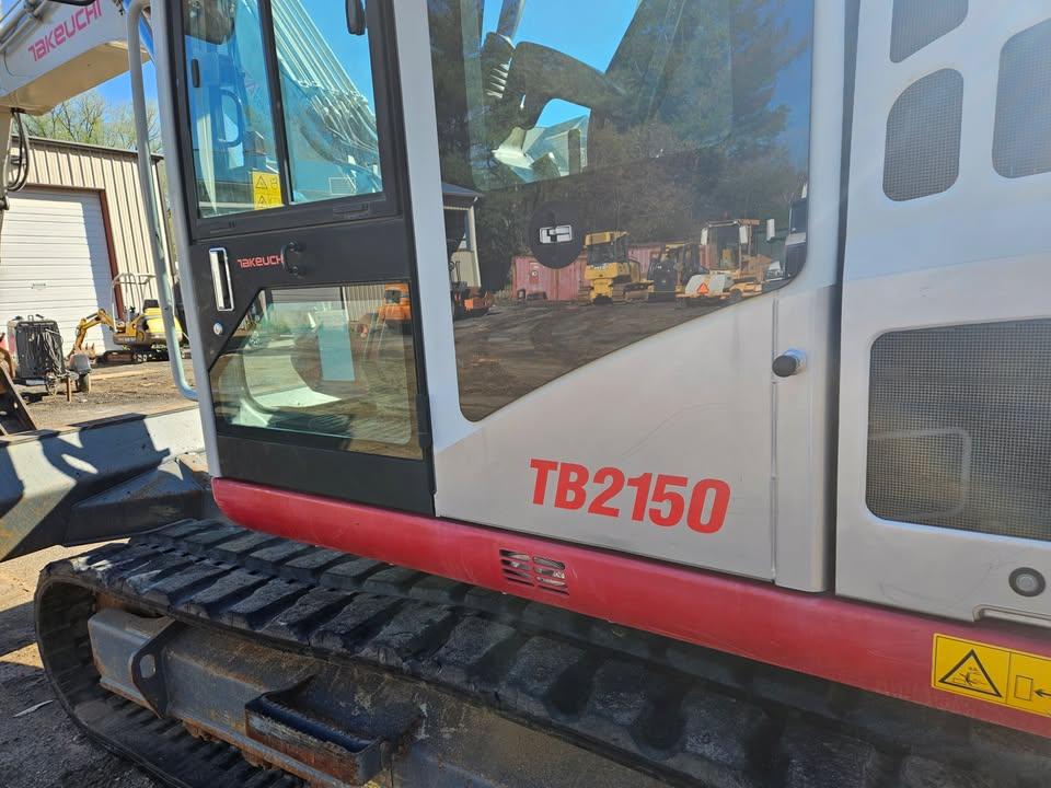 2020 Takeuchi Excavator TB2150CR - image 3