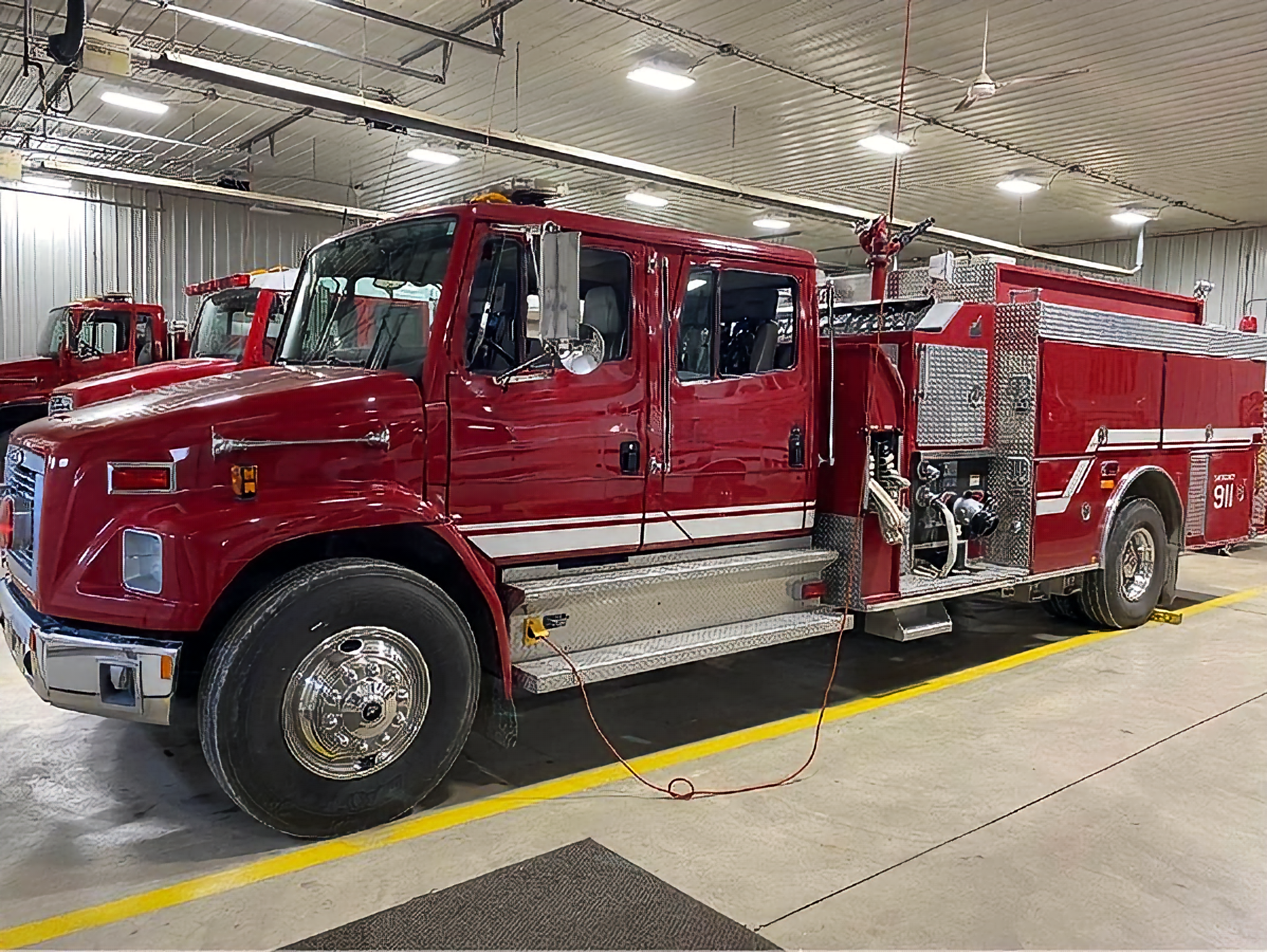 1997 Freightliner Smeal FL80 Engine - image 1