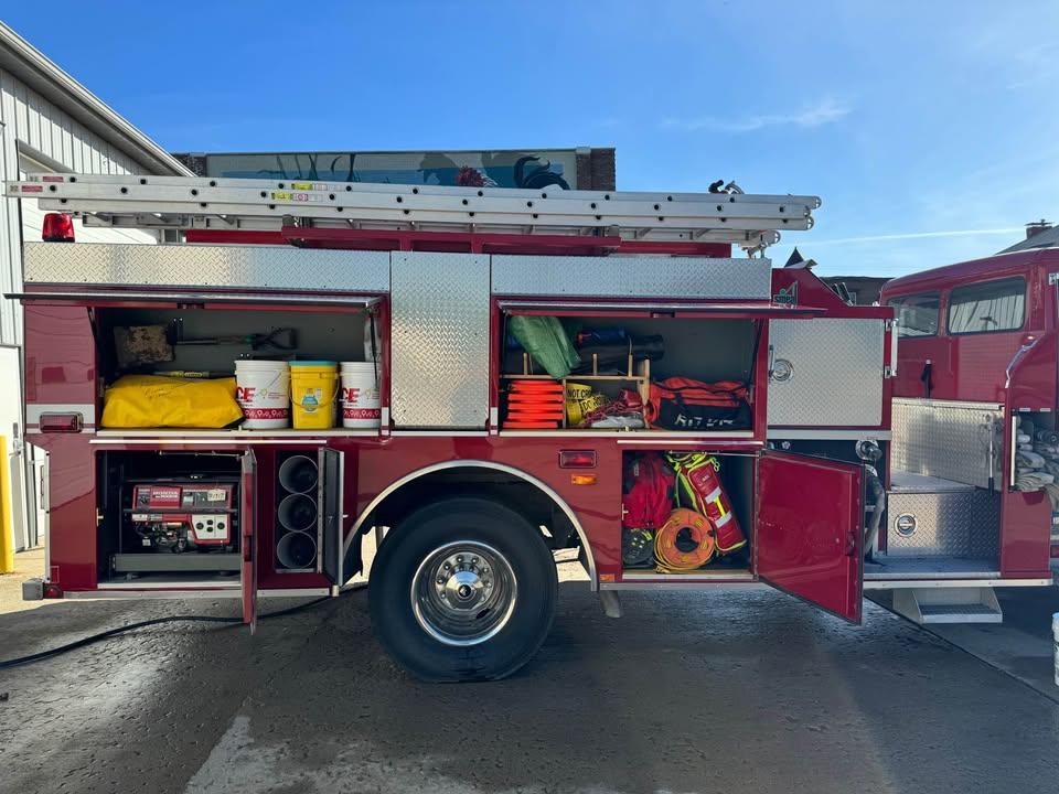1997 Freightliner Smeal FL80 Engine - image 5