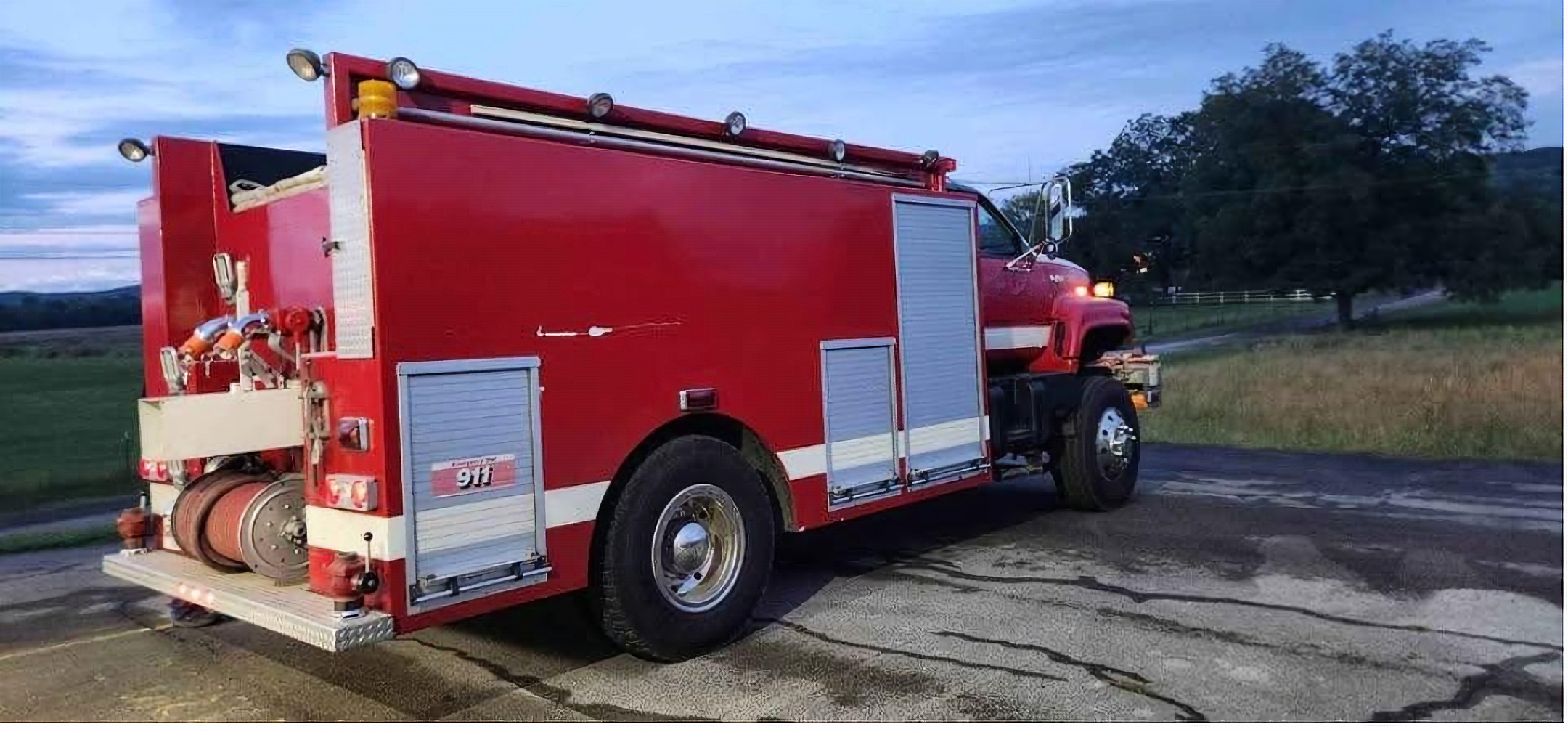 1991 GMC Topkick Tanker, 4x4, Pump & Roll - image 4