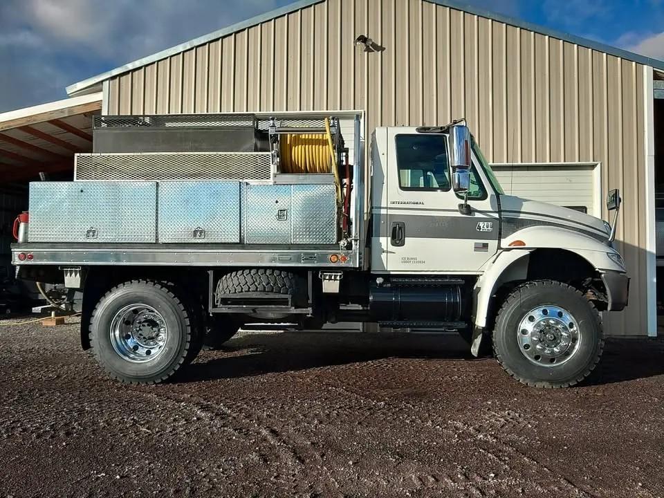 2007 International 4200 Type 4, 4x4 (Rebuilt Trans) - image 4