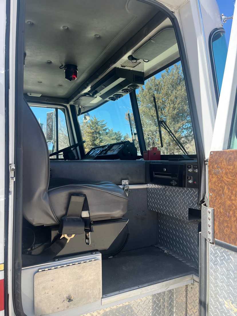 1990 Spartan Pumper — photo 8