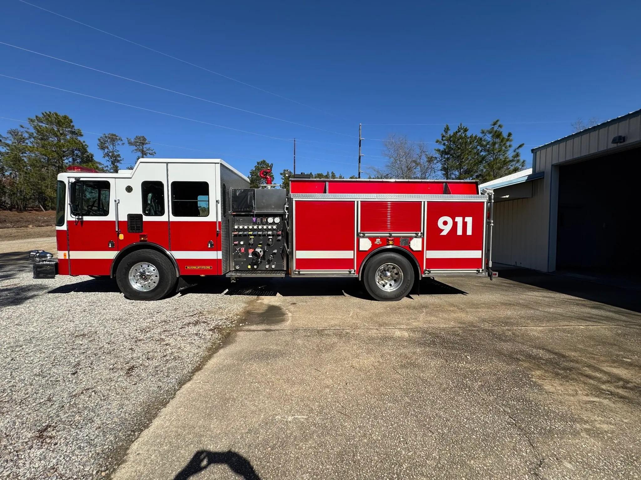 2007 HME Rescue Pumper - image 3