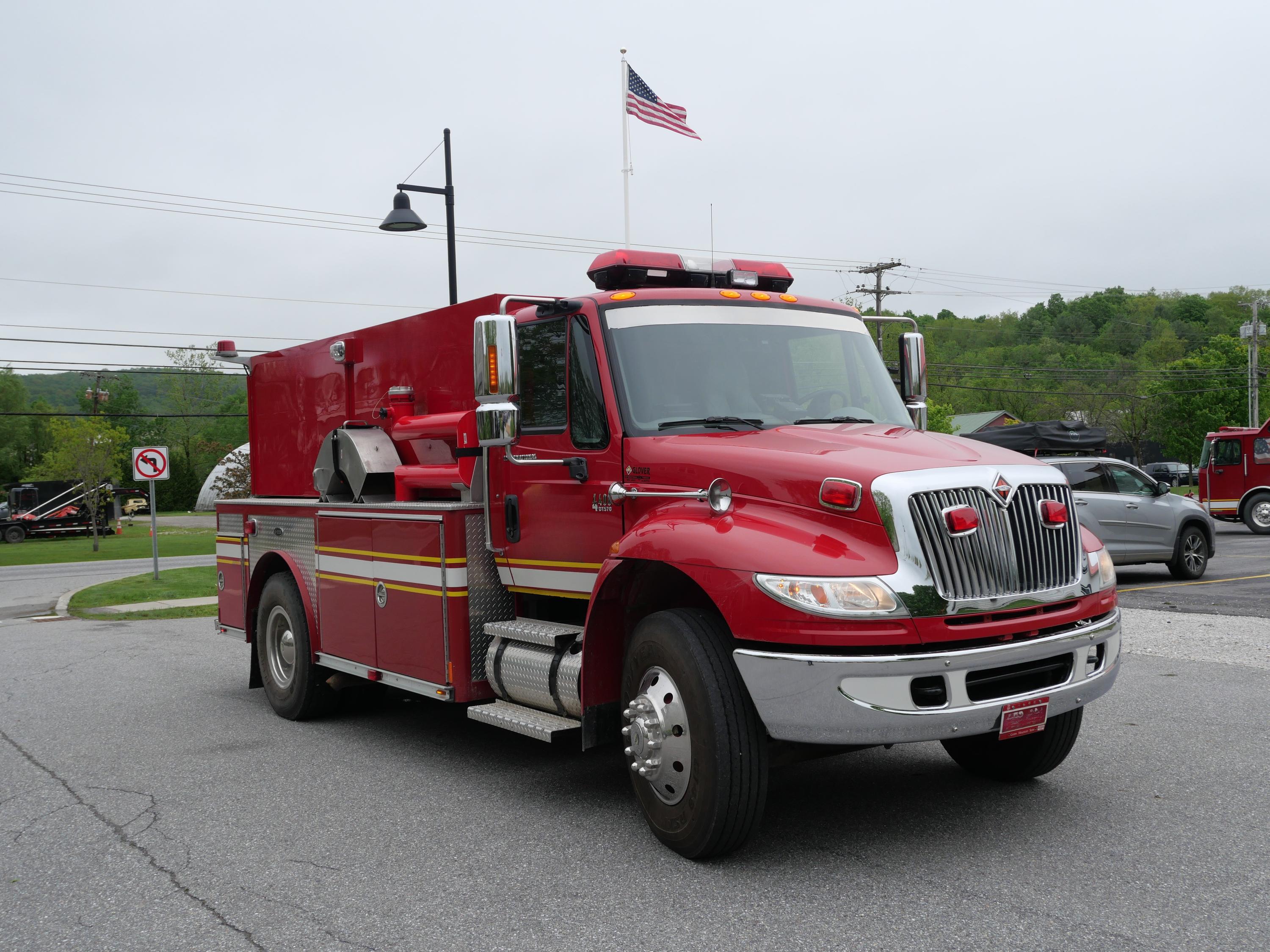 2006 E-One International 2100 Gallon Tanker - image 7
