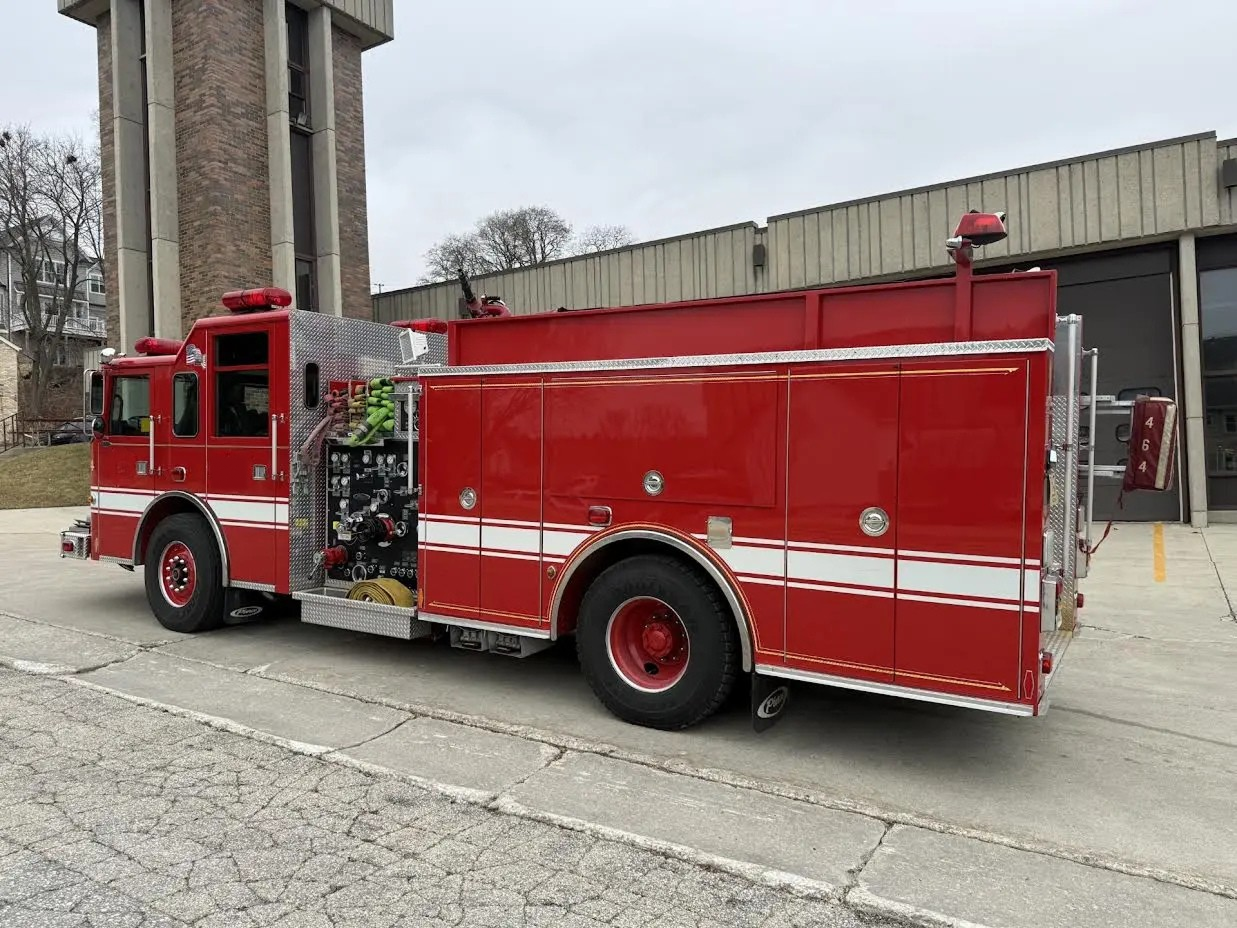 1999 Pierce Saber Pumper Tanker - image 6