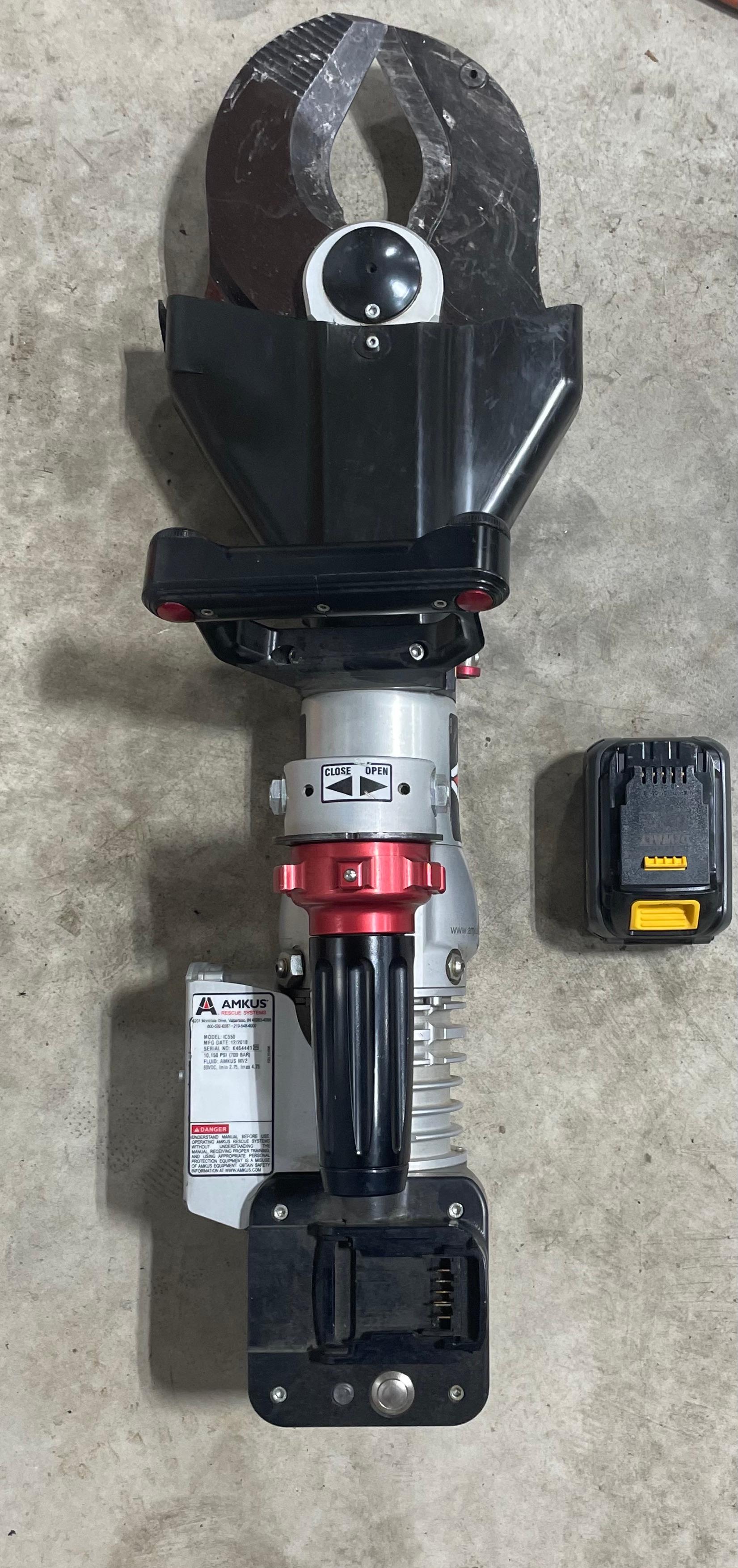 Amkus ION2.0 Cordless IC550 Cutter & IS240 Spreader w/Extended Reach Tips - image 3
