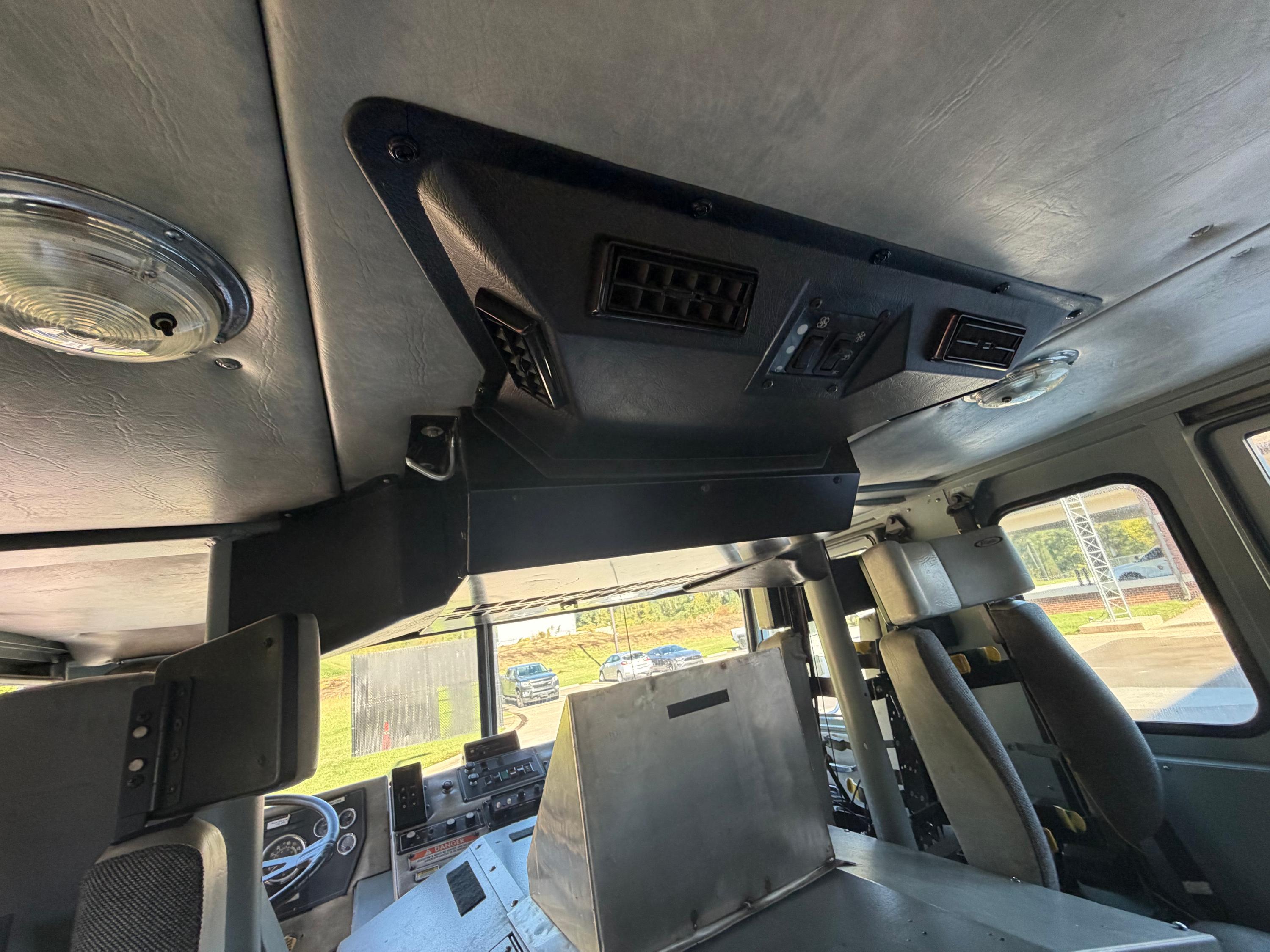 1999 Pierce Saber Pumper - image 24