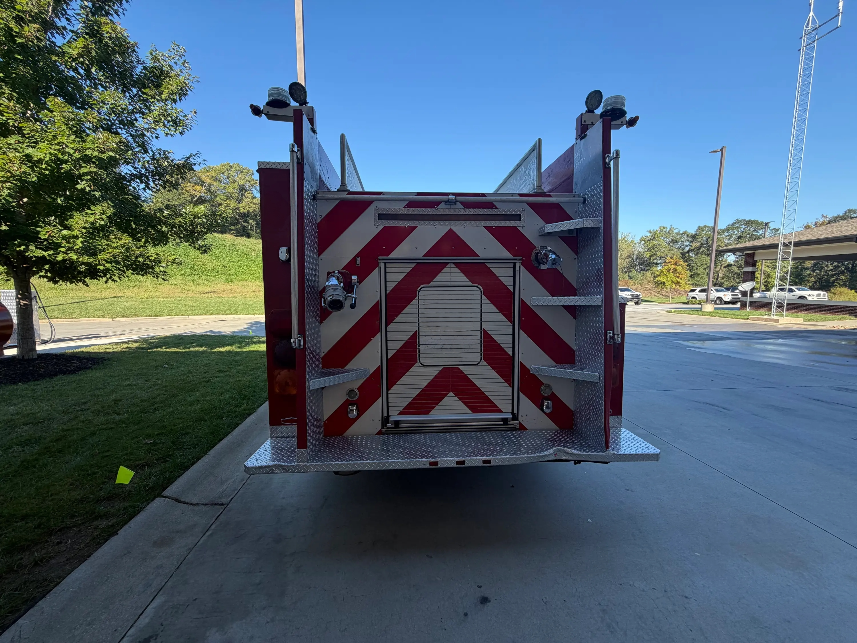 1999 Pierce Saber Pumper - image 16