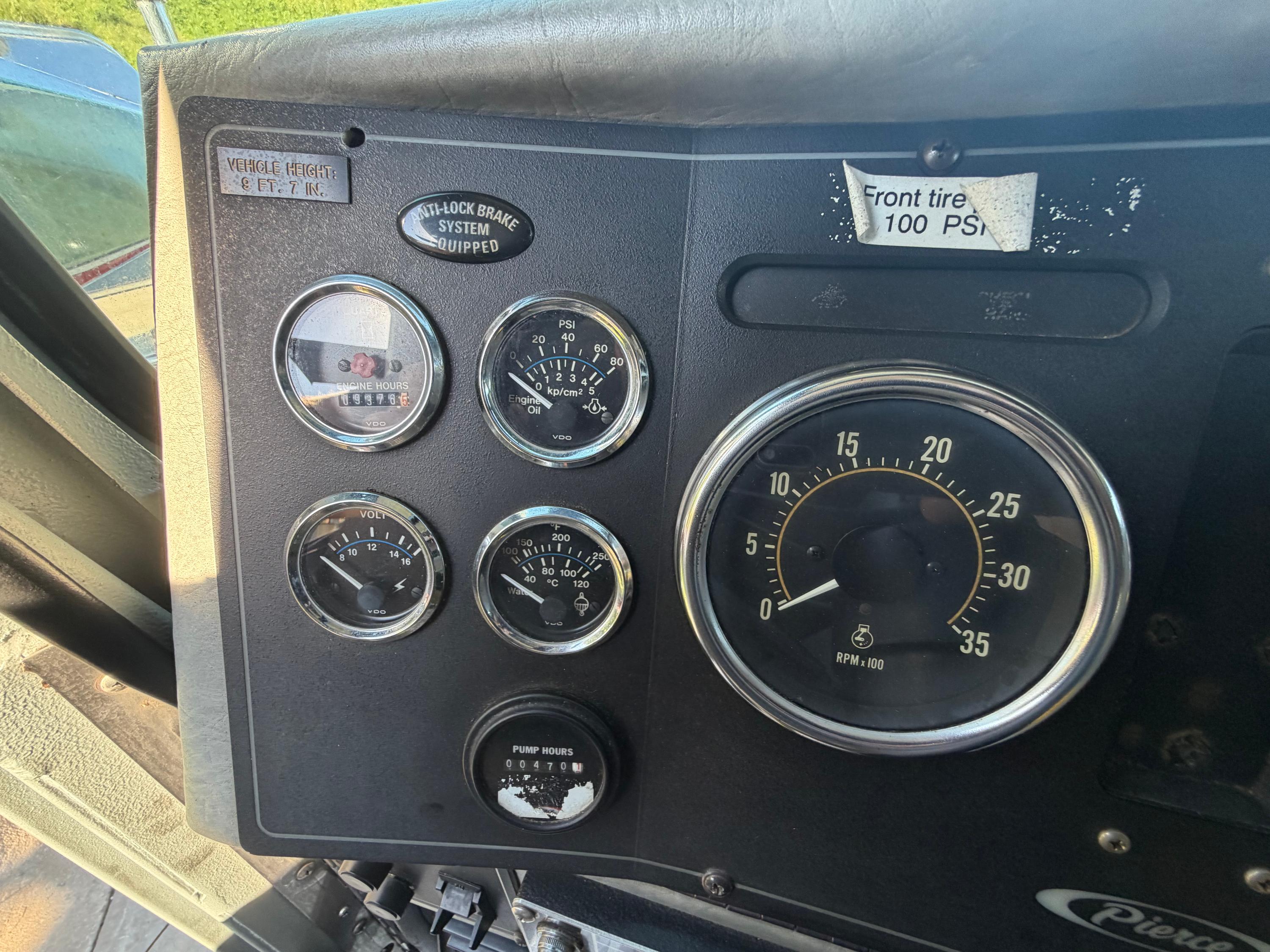 1999 Pierce Saber Pumper - image 38
