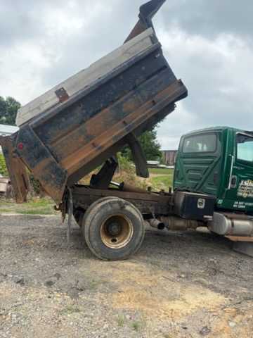 2012 International 7500 Dump Truck — photo 3