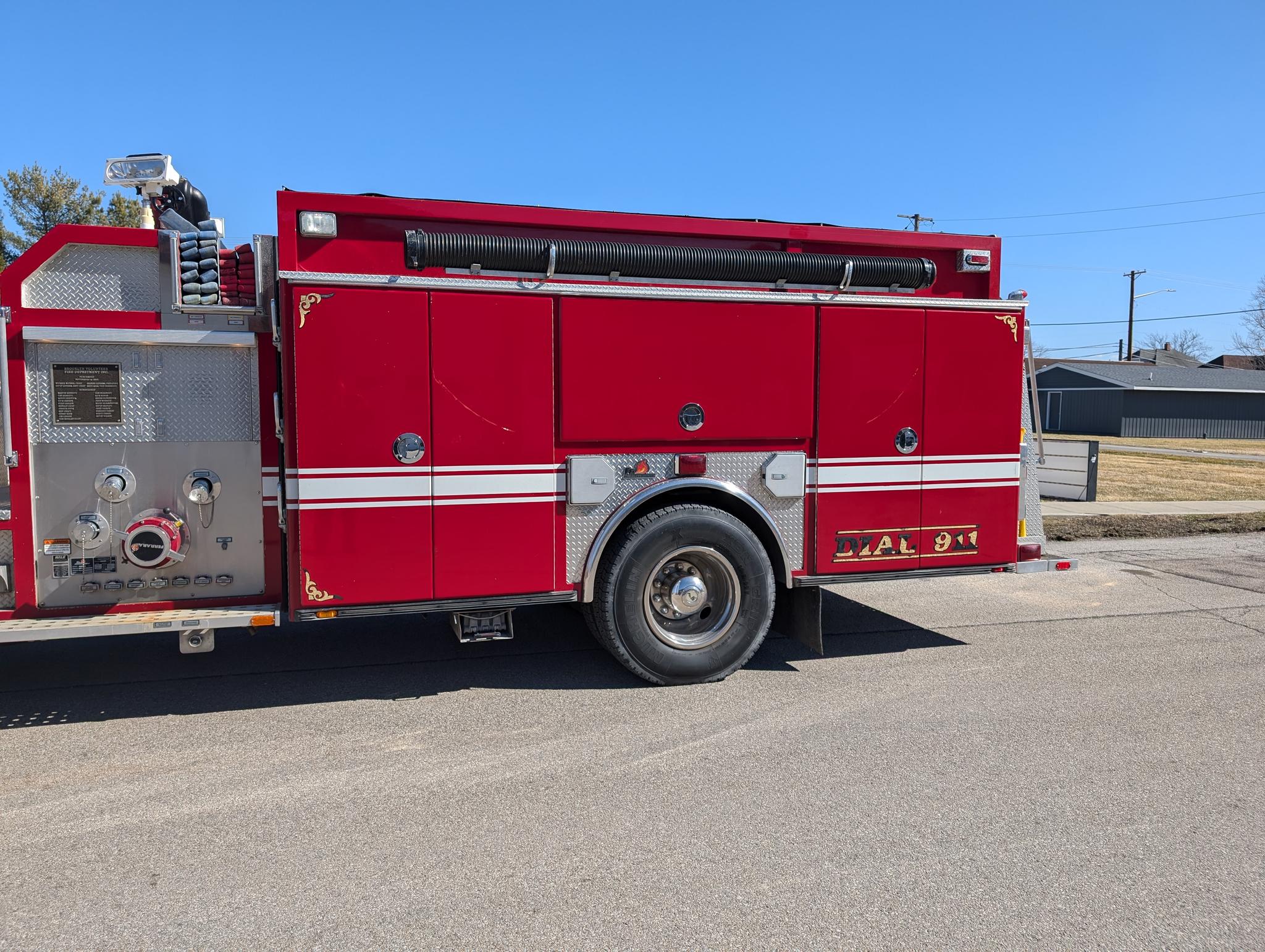 2003 Ferrara Freightliner FL80 Engine 1500/1000/30 - image 4