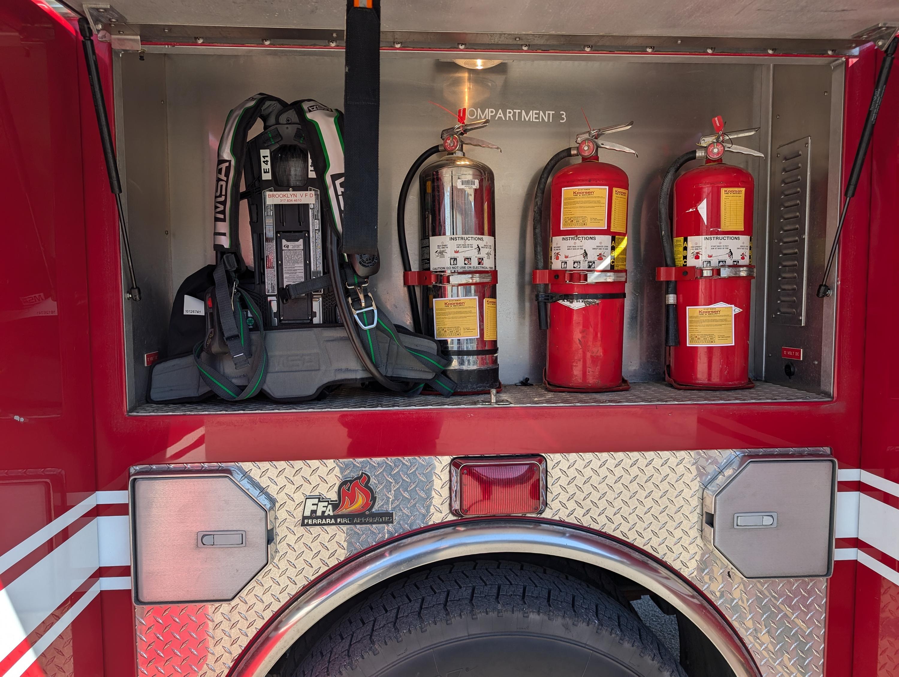 2003 Ferrara Freightliner FL80 Engine 1500/1000/30 - image 15