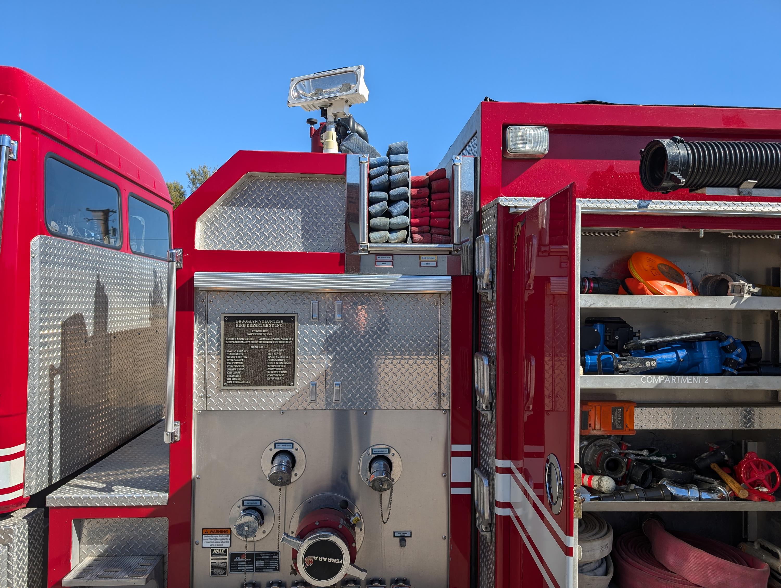 2003 Ferrara Freightliner FL80 Engine 1500/1000/30 - image 12