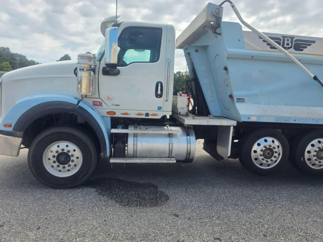 2023 International Dump Truck - image 3