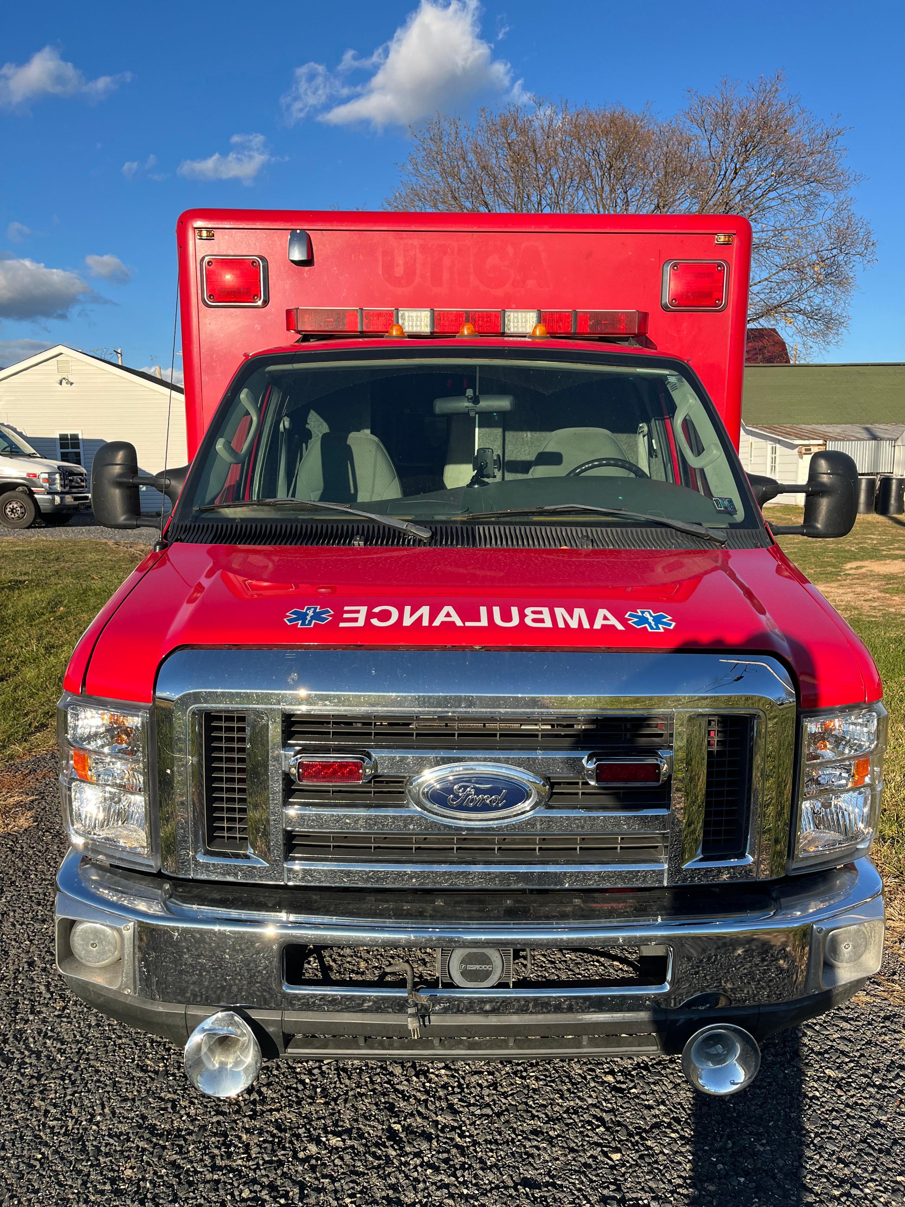 2008 Horton Ford Type III Ambulance - image 2