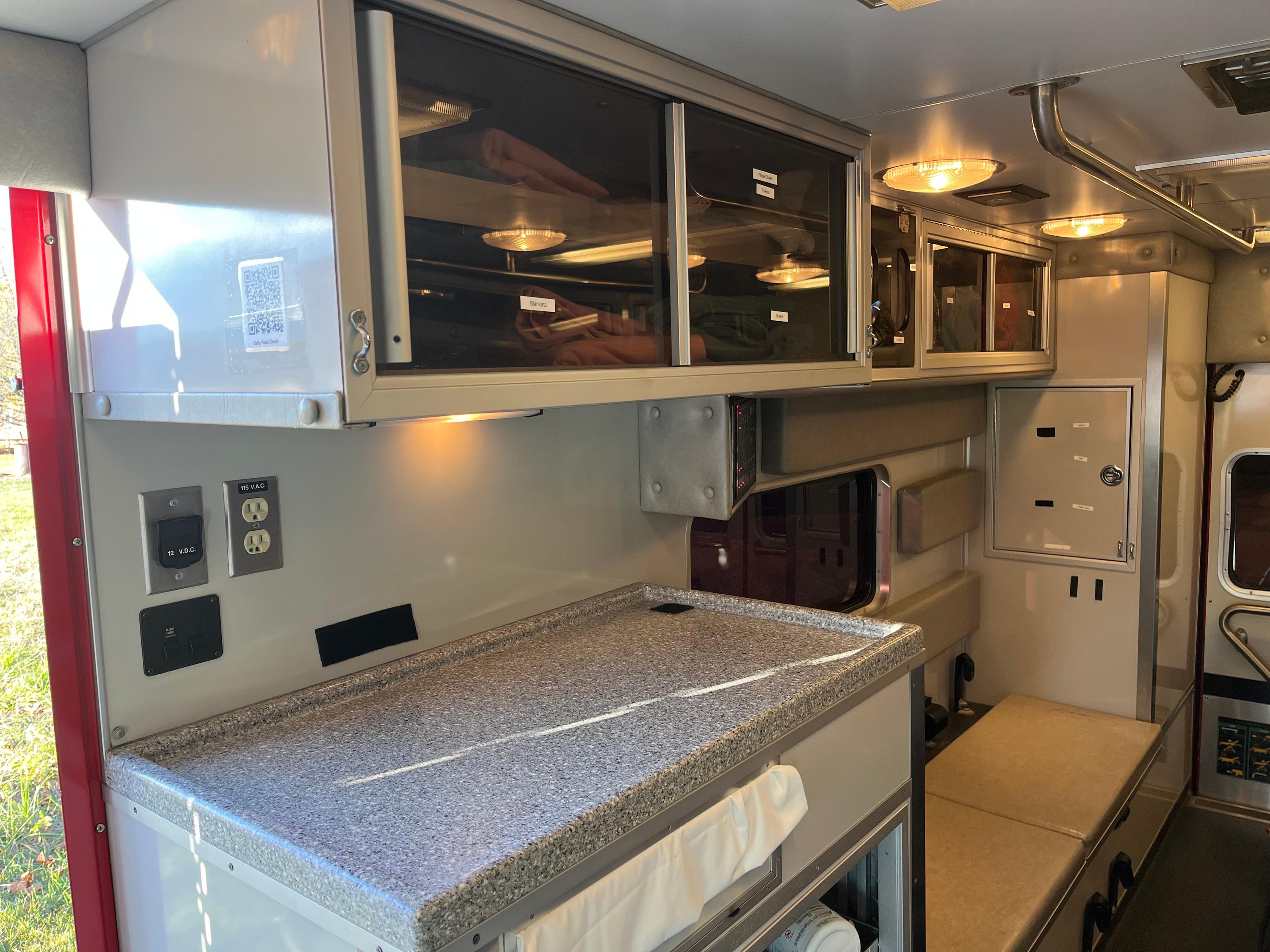 2008 Horton Ford Type III Ambulance - image 11
