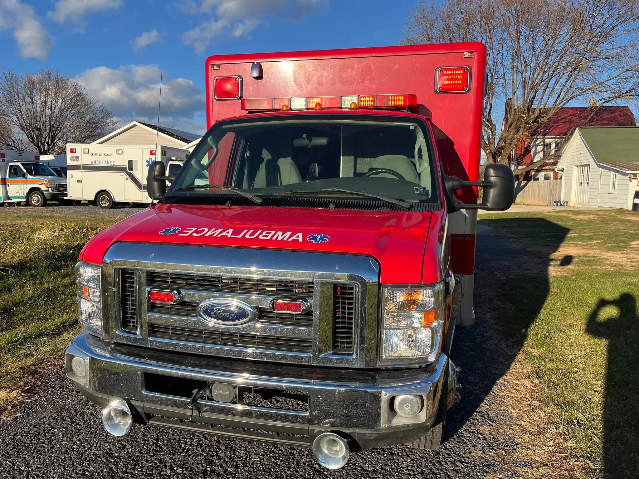 2008 Horton Ford Type III Ambulance - image 4