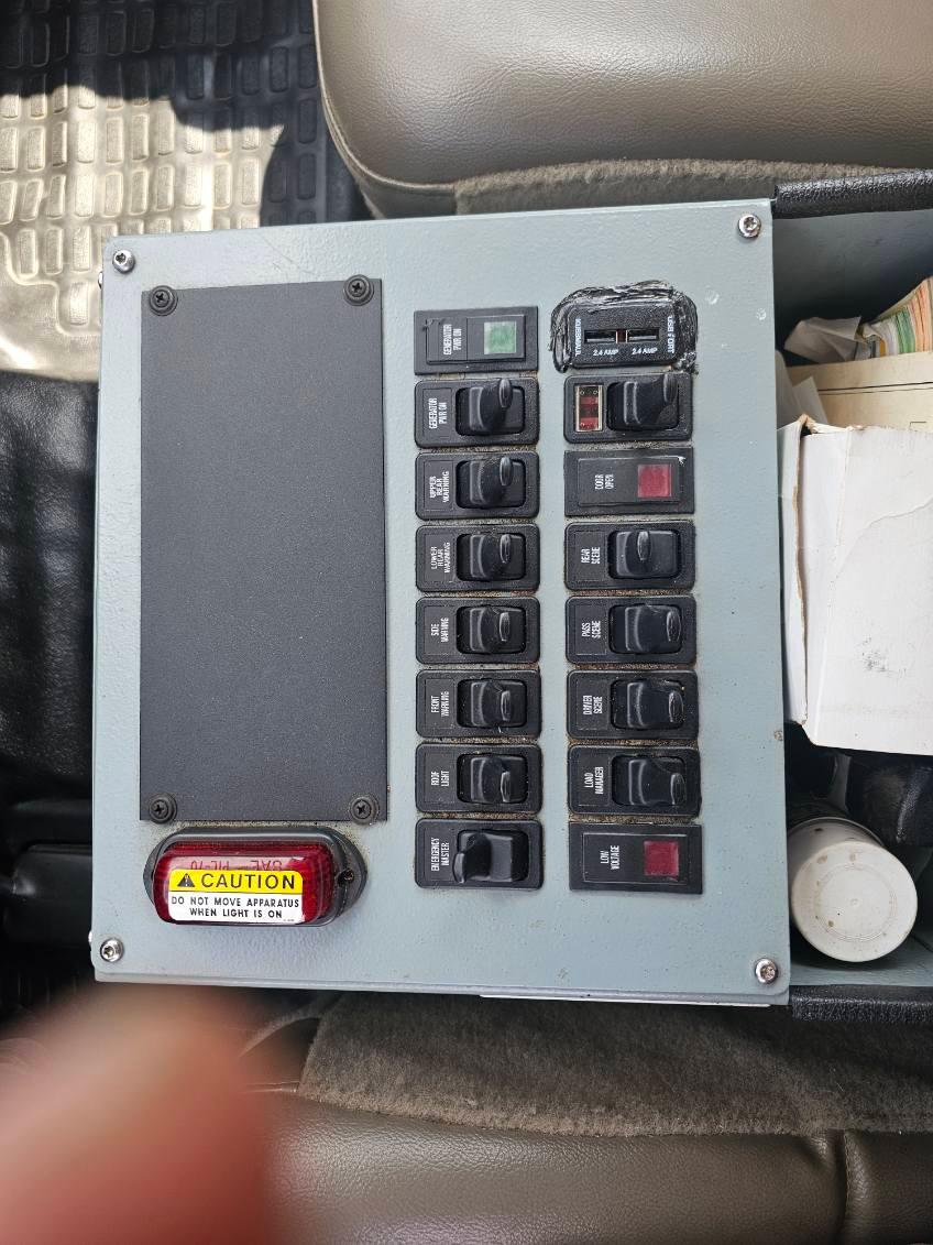 2008 Pierce Ford 4x4 Light Rescue - image 16