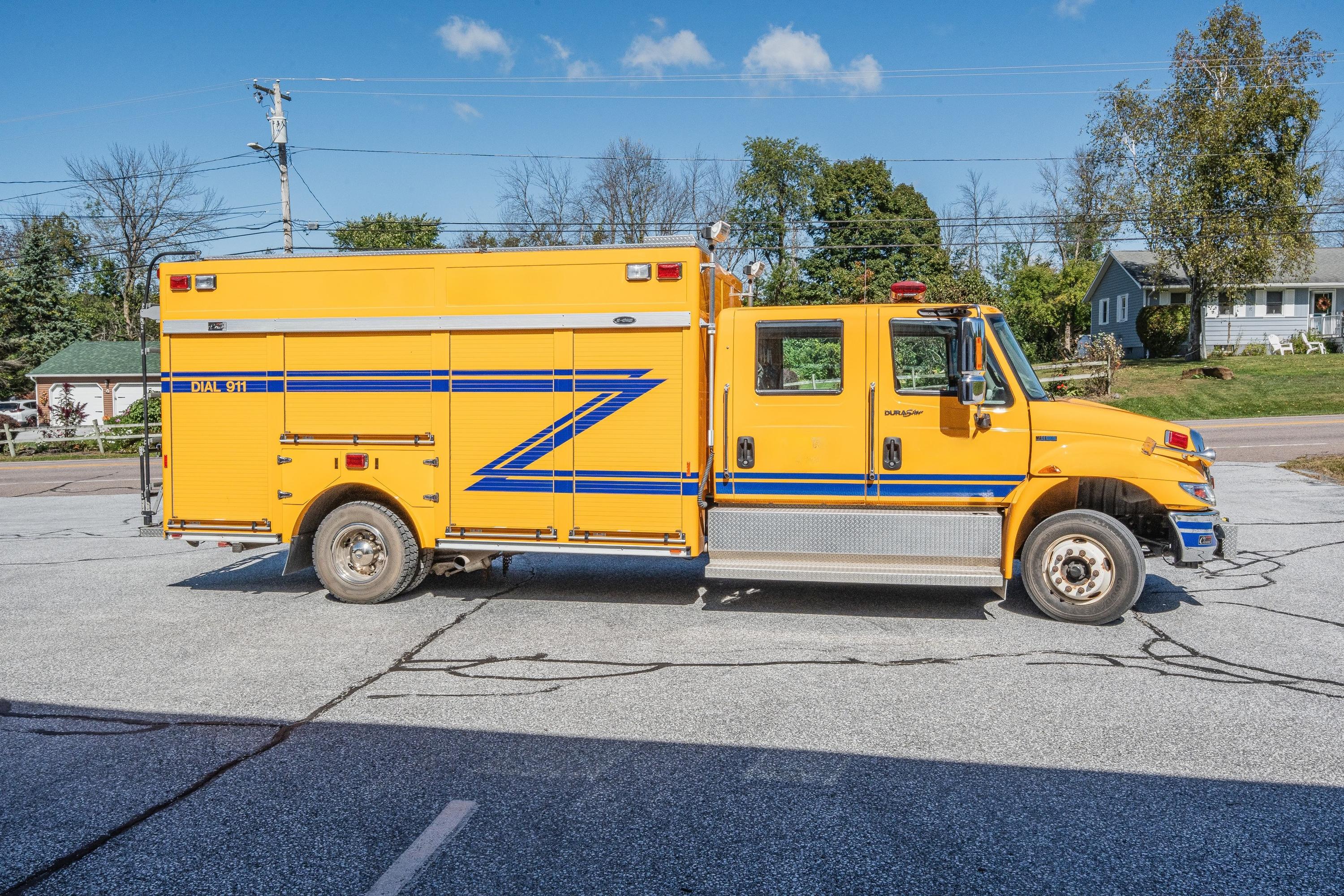 2011 International Medium Rescue - image 11