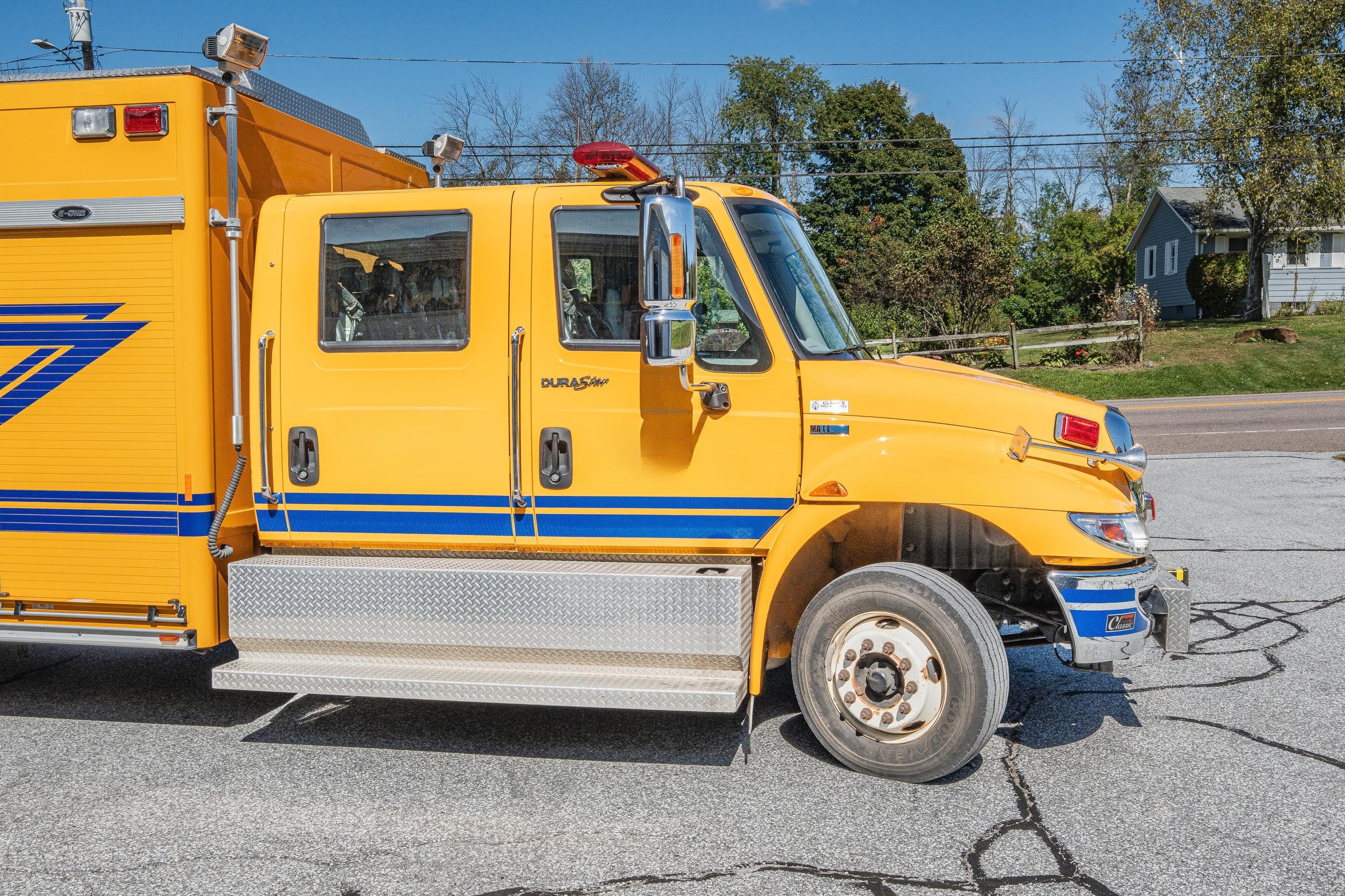 2011 International Medium Rescue - image 6
