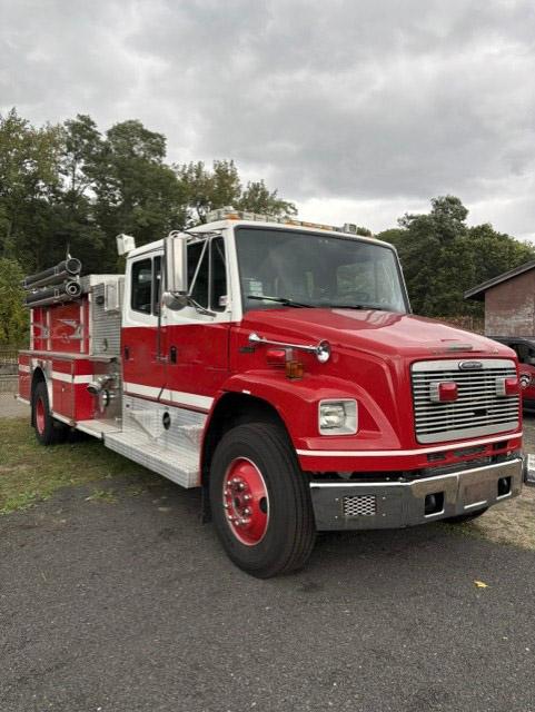 1999 E-One Freightliner Pumper - image 2