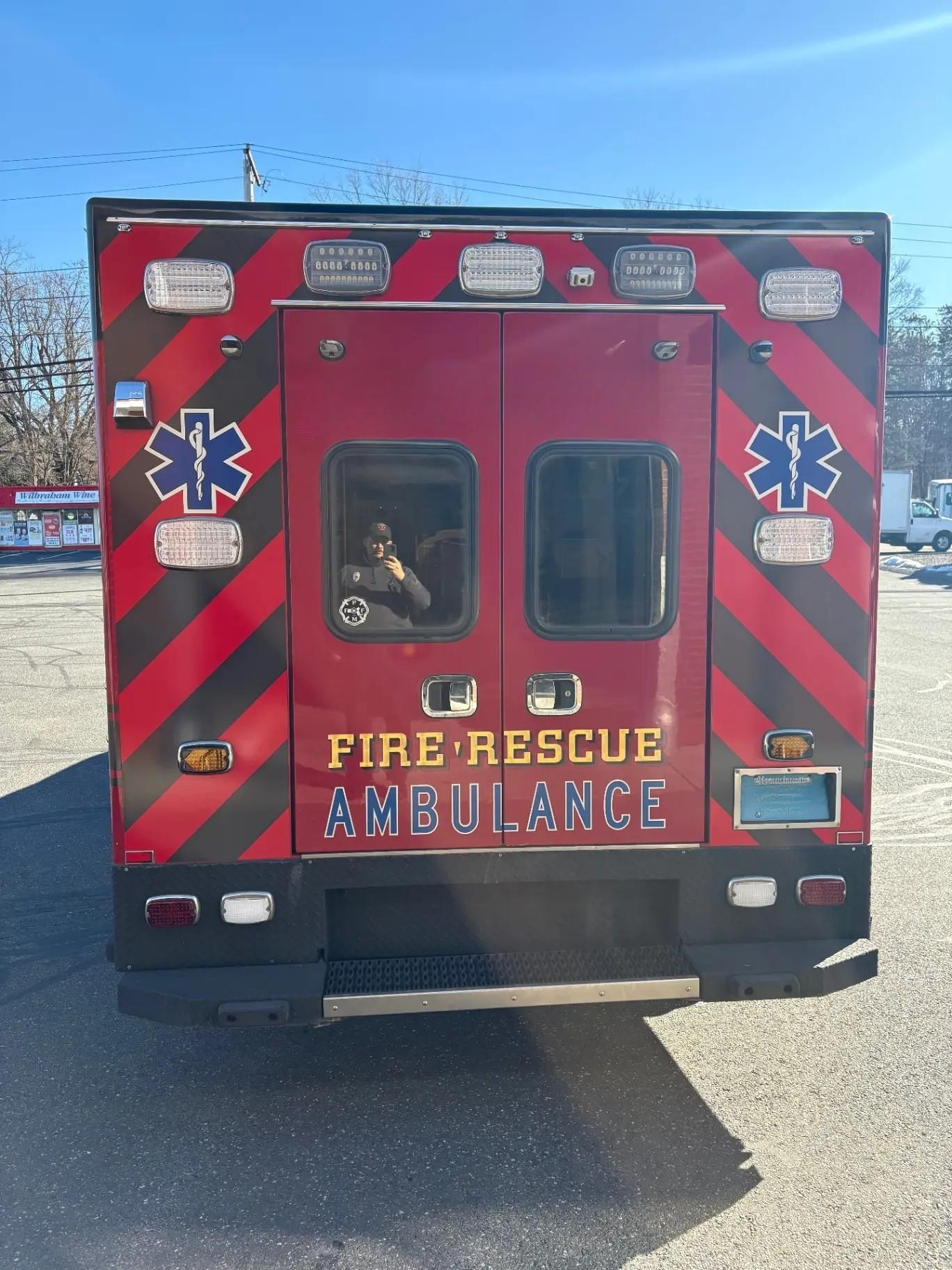 2019 Road Rescue Ford Type I Ambulance - image 4