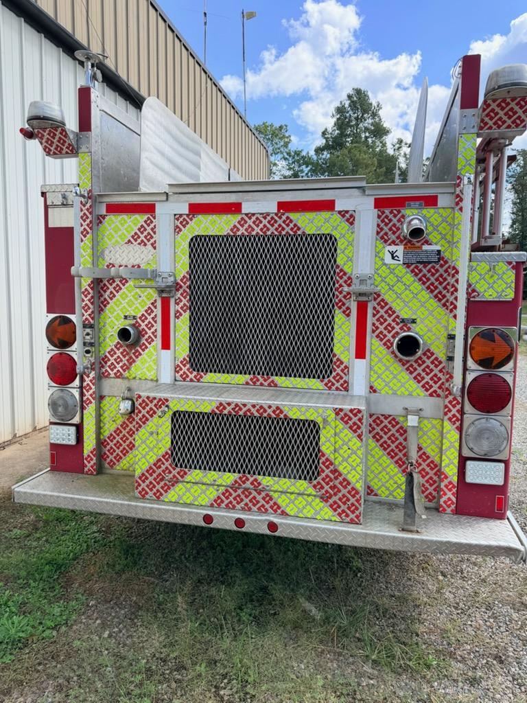 1992 E-One Hush Pumper - image 4