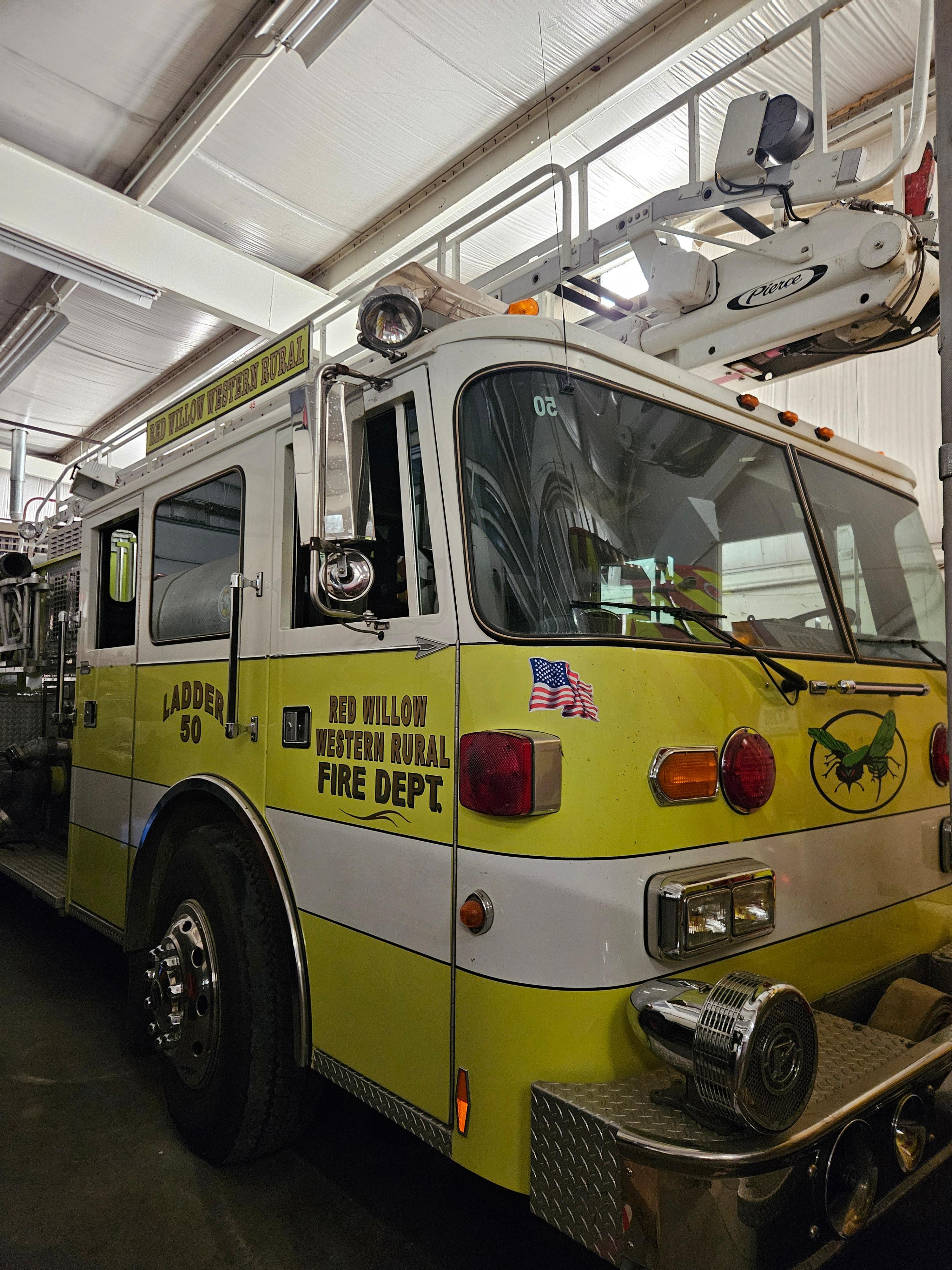 1994 Pierce Arrow 50' Quint - image 2