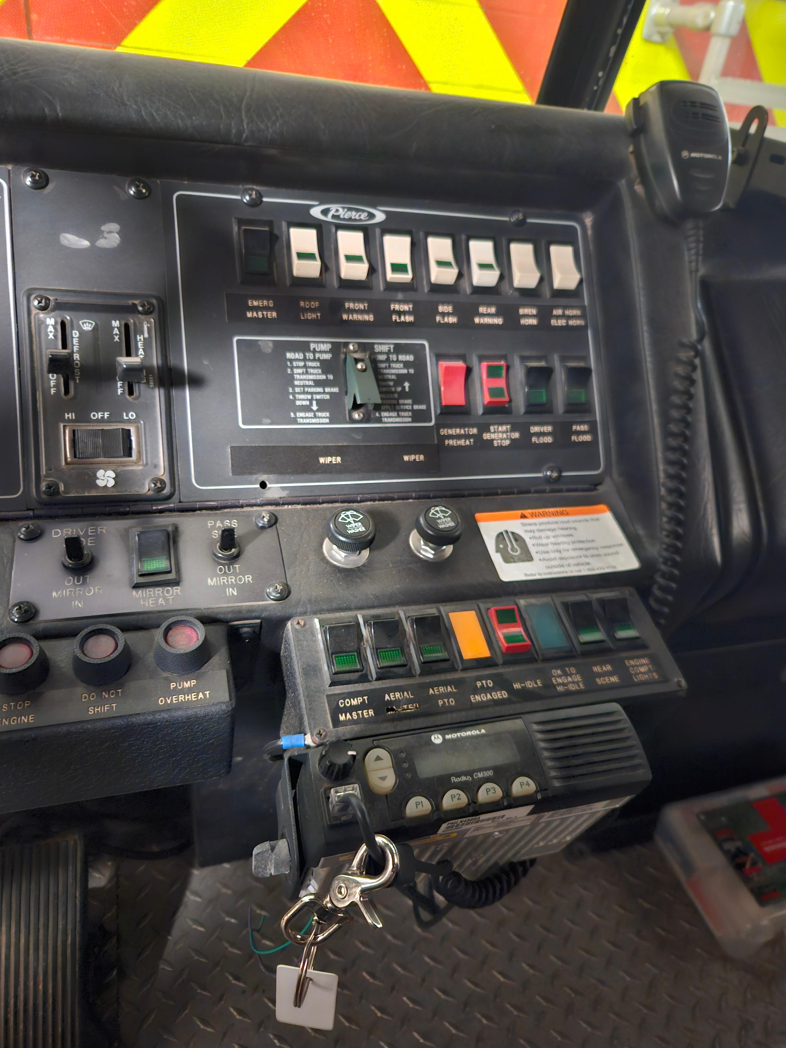 1994 Pierce Arrow 50' Quint - image 12