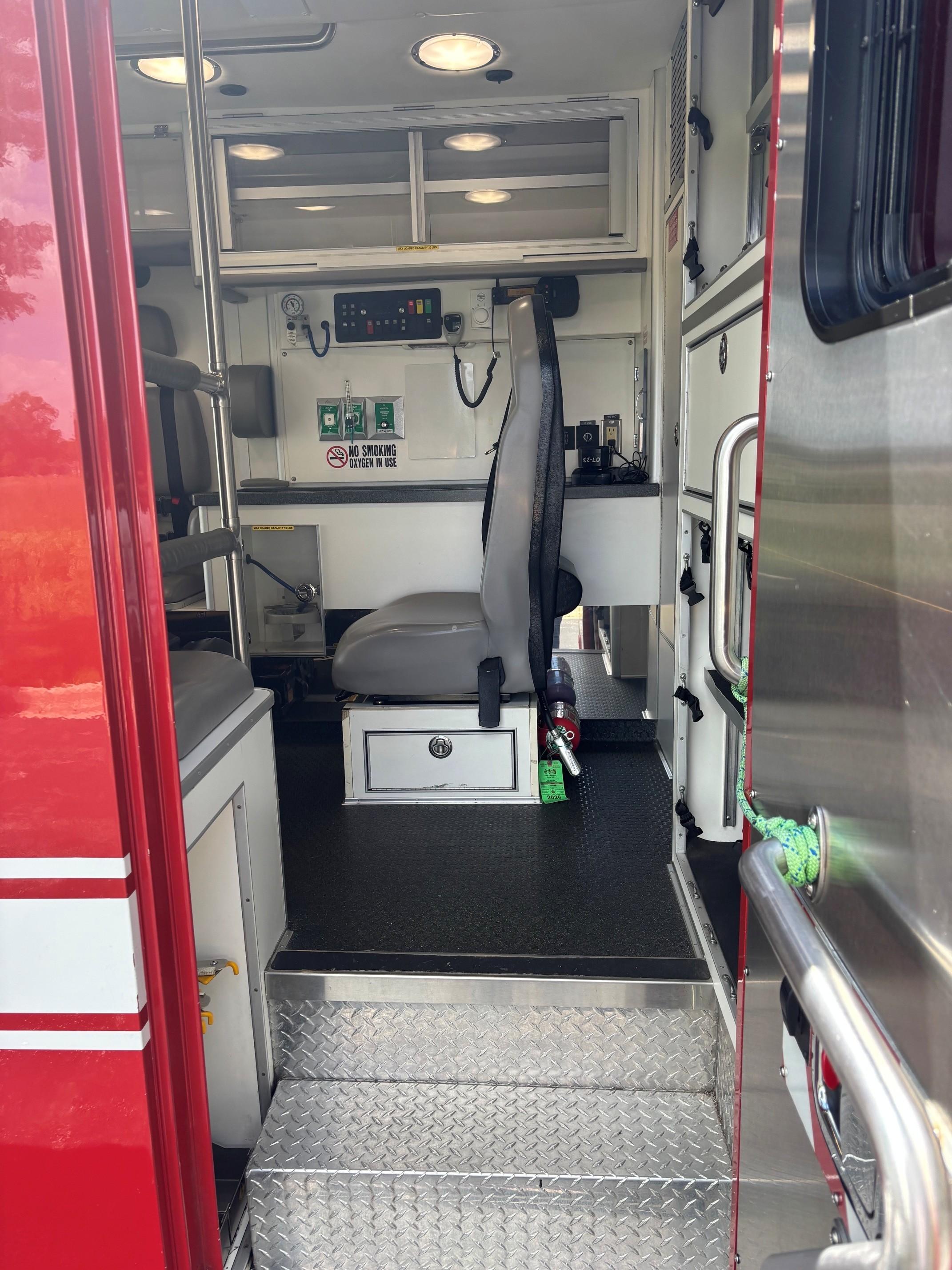 2017 McCoy Miller Ford 4x4 Type I Ambulance - image 15