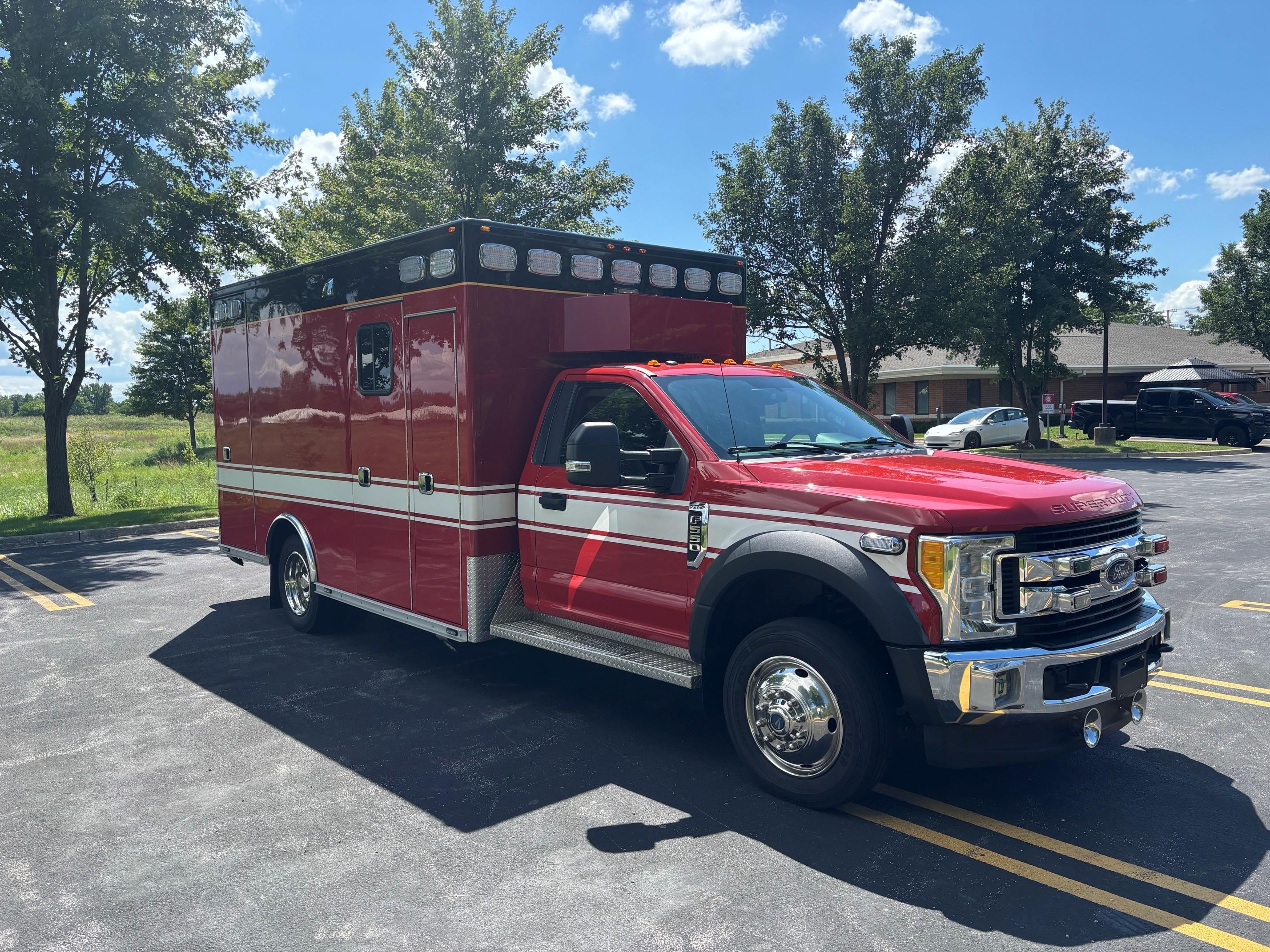 2017 McCoy Miller Ford 4x4 Type I Ambulance - image 5