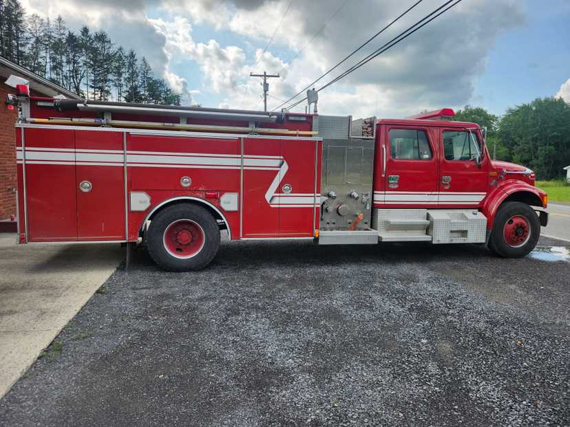 1996 4 Guys International Pumper — photo 3