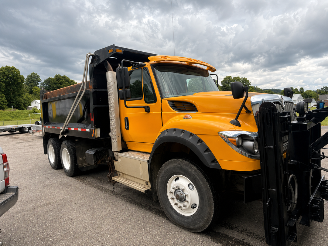 2016 International 7600 Dump Truck