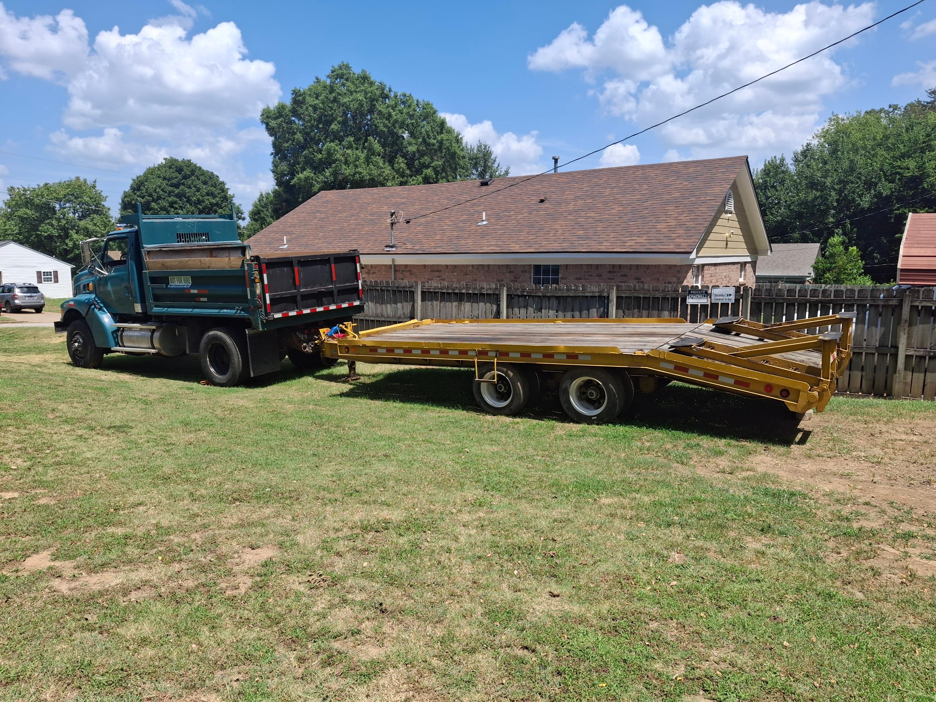 2001 Sterling 200X Dump Truck - image 10