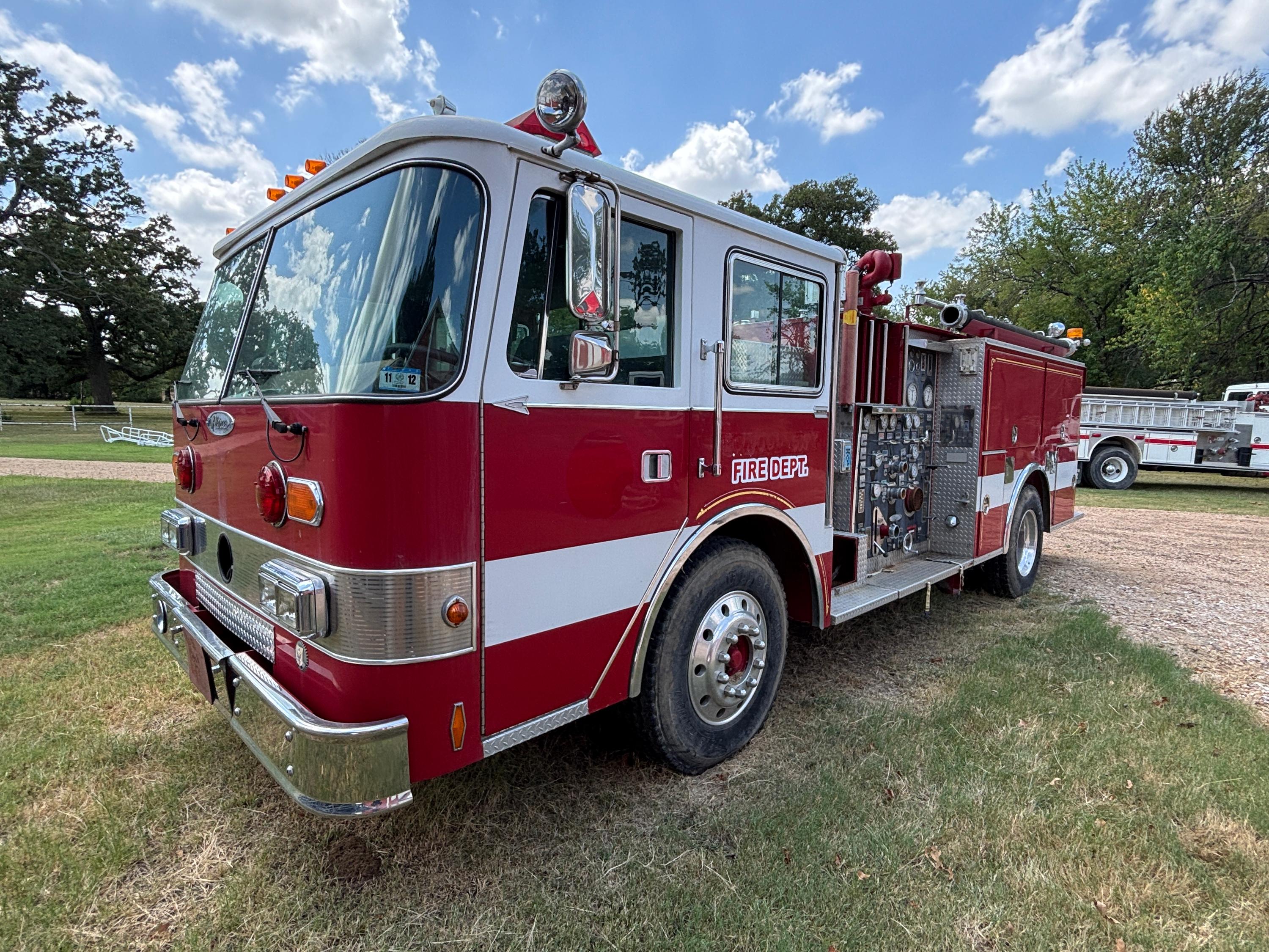 1987 Pierce Arrow Pumper - image 1