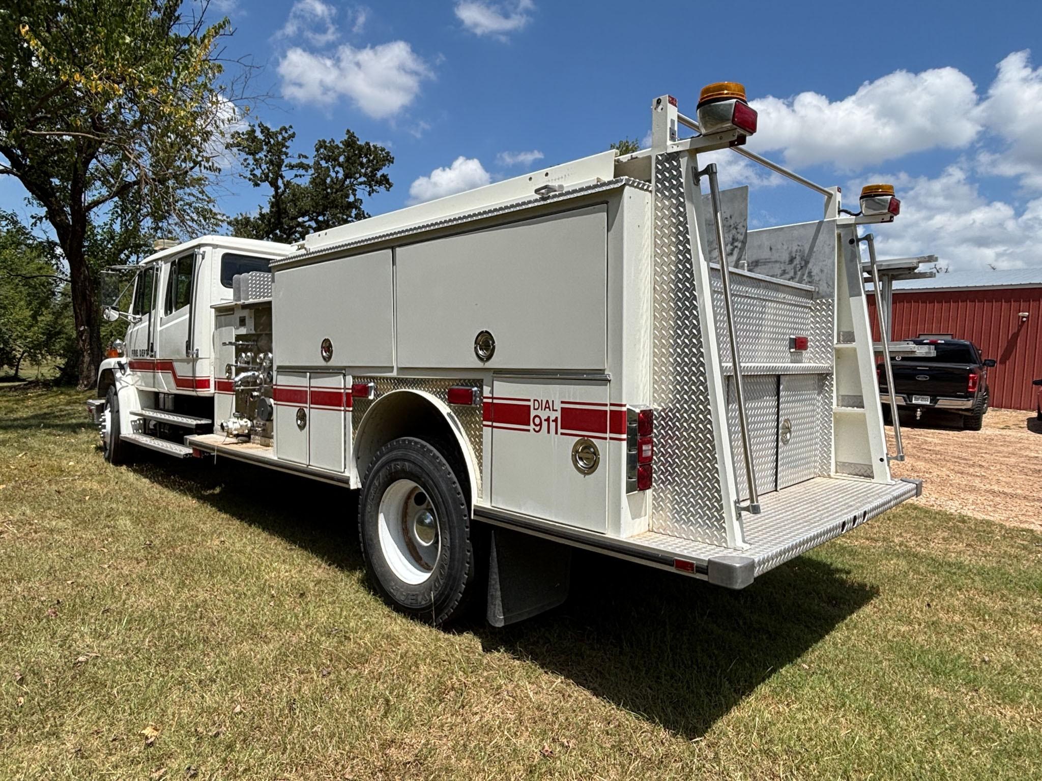 2000 Freightliner Pumper - image 2